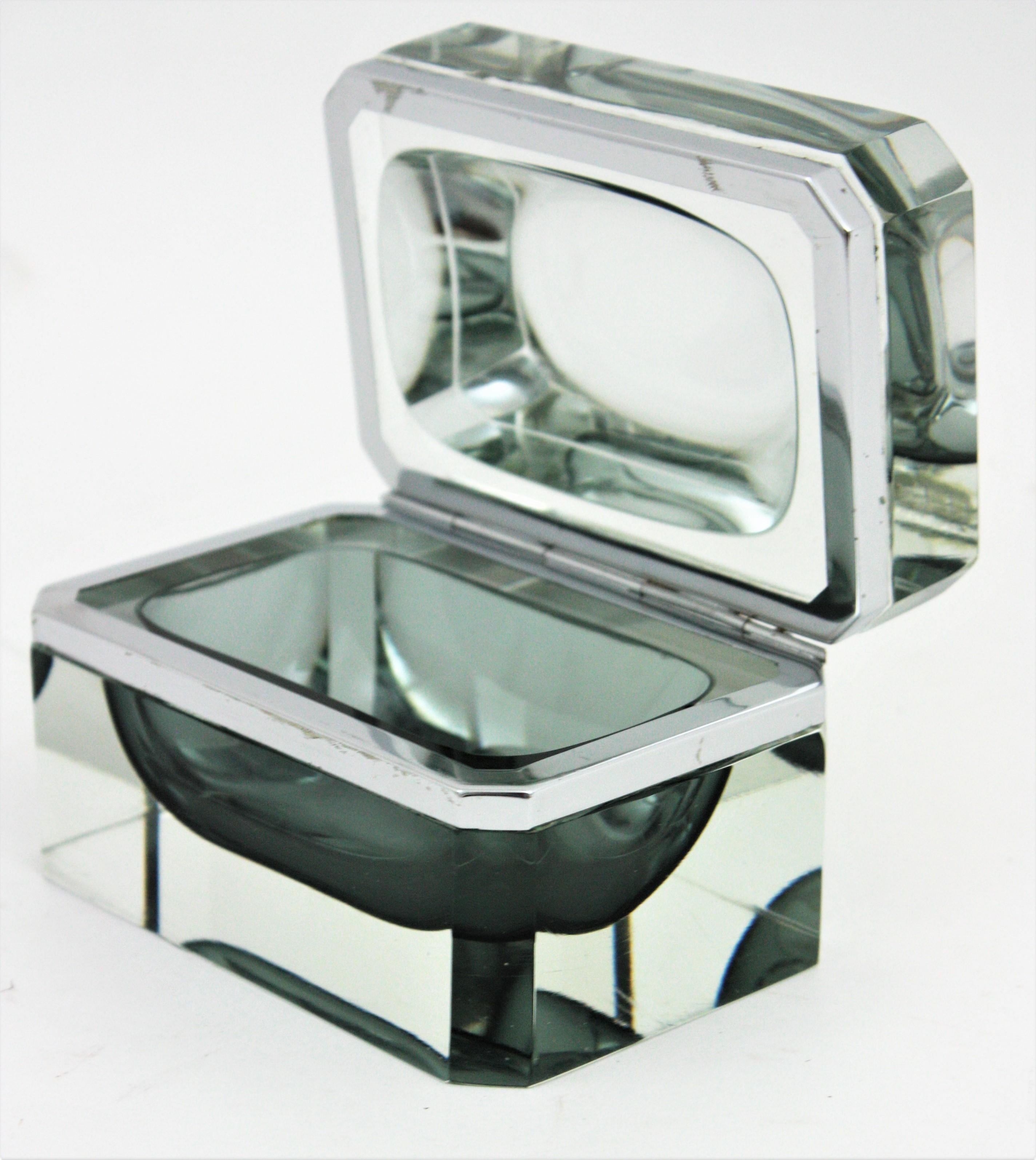 Flavio Poli Murano Sommerso Smoked Grey Faceted Glass Box For Sale 3