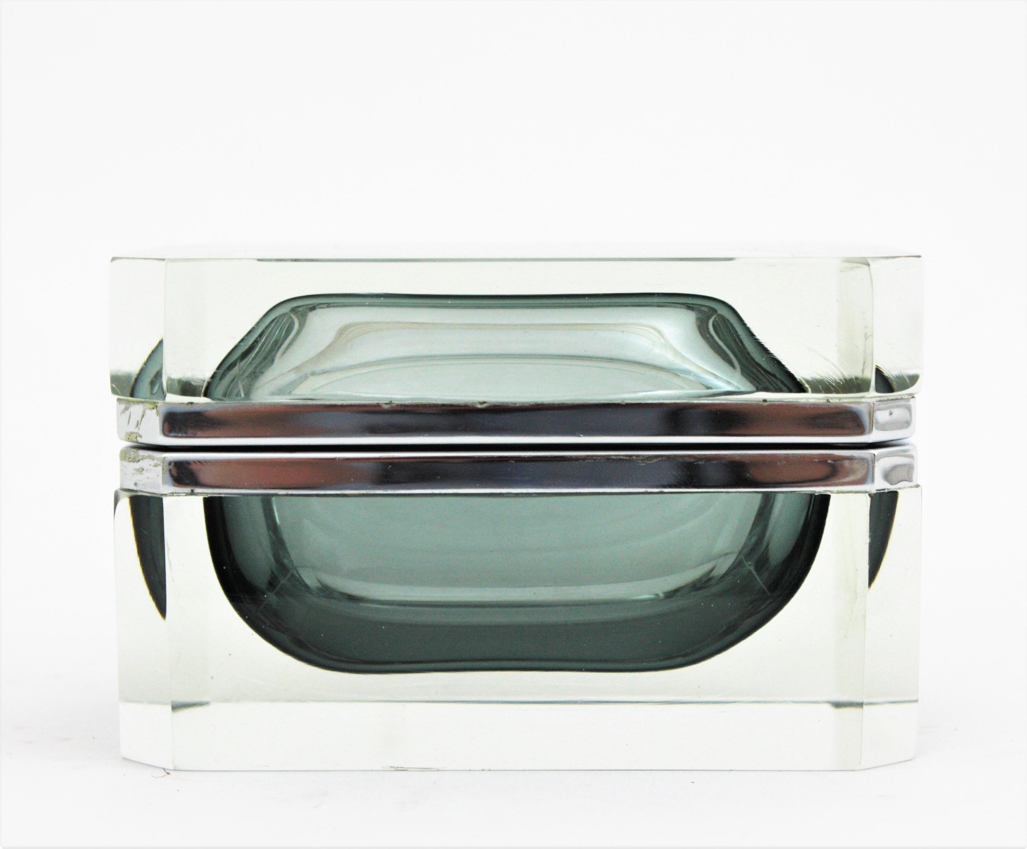 Mid-Century Modern Flavio Poli Murano Sommerso Smoked Grey Faceted Glass Box For Sale