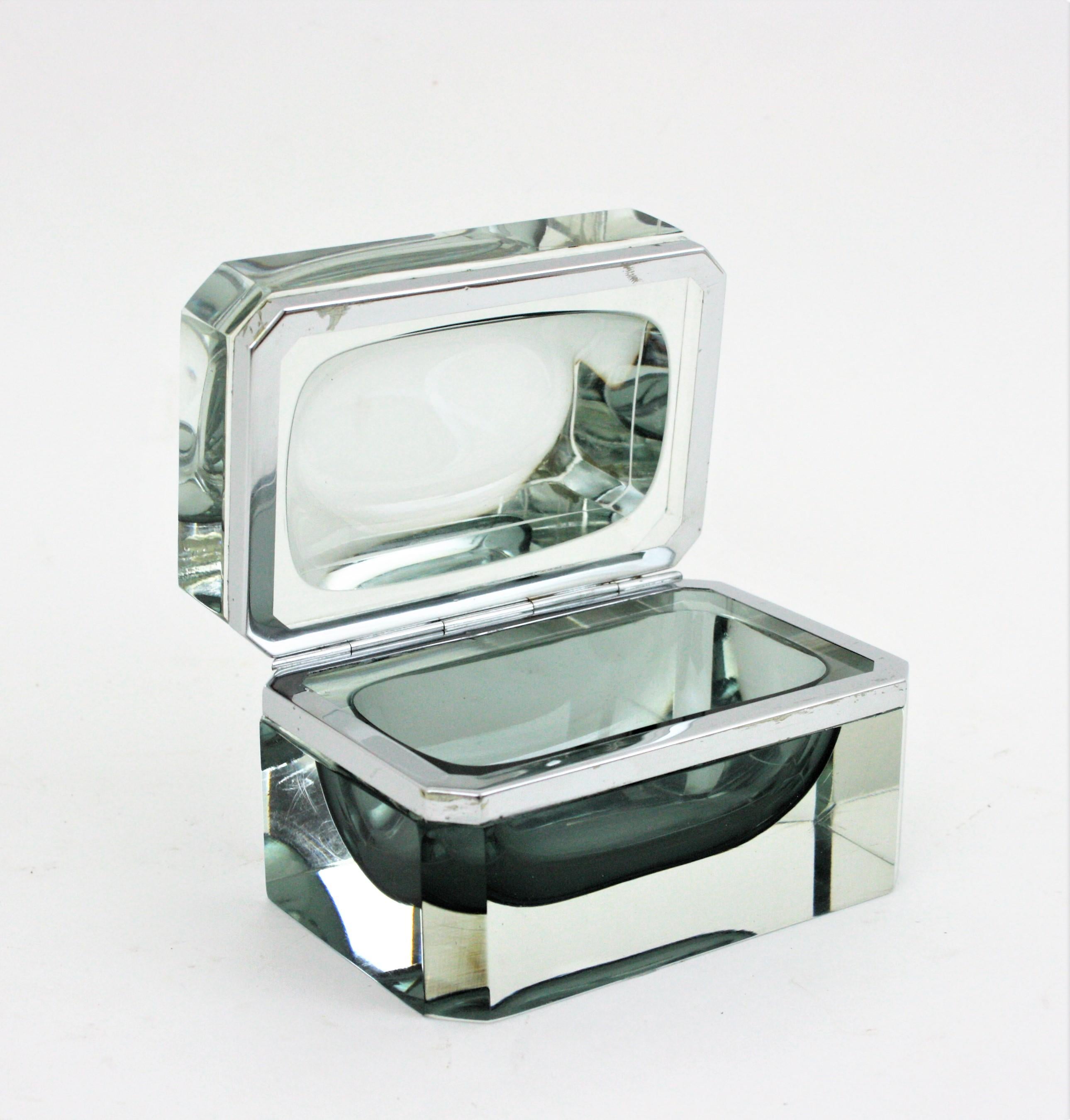 Flavio Poli Murano Sommerso Smoked Grey Faceted Glass Box In Good Condition For Sale In Barcelona, ES