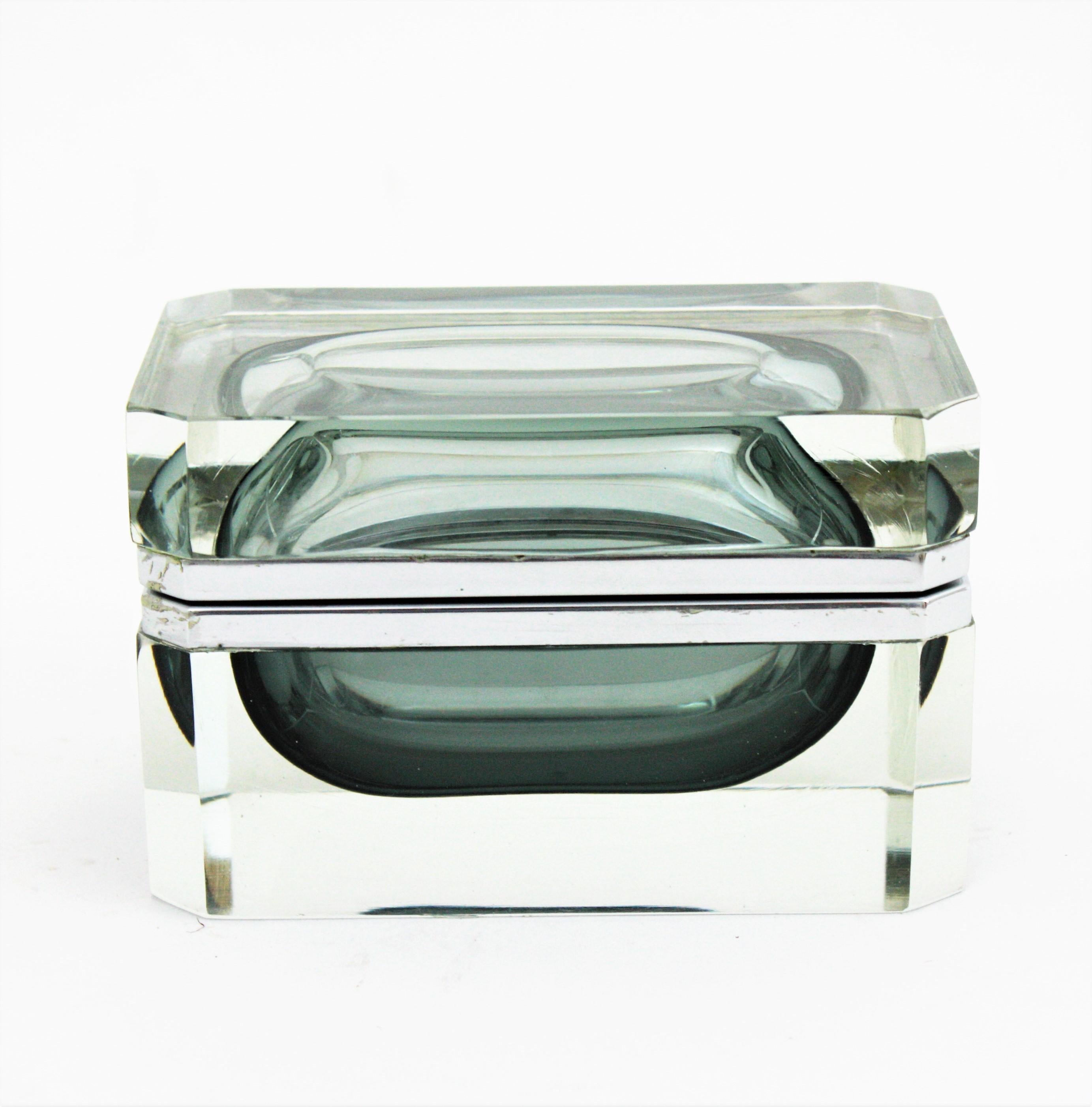 Flavio Poli Murano Sommerso Smoked Grey Faceted Glass Box For Sale 1