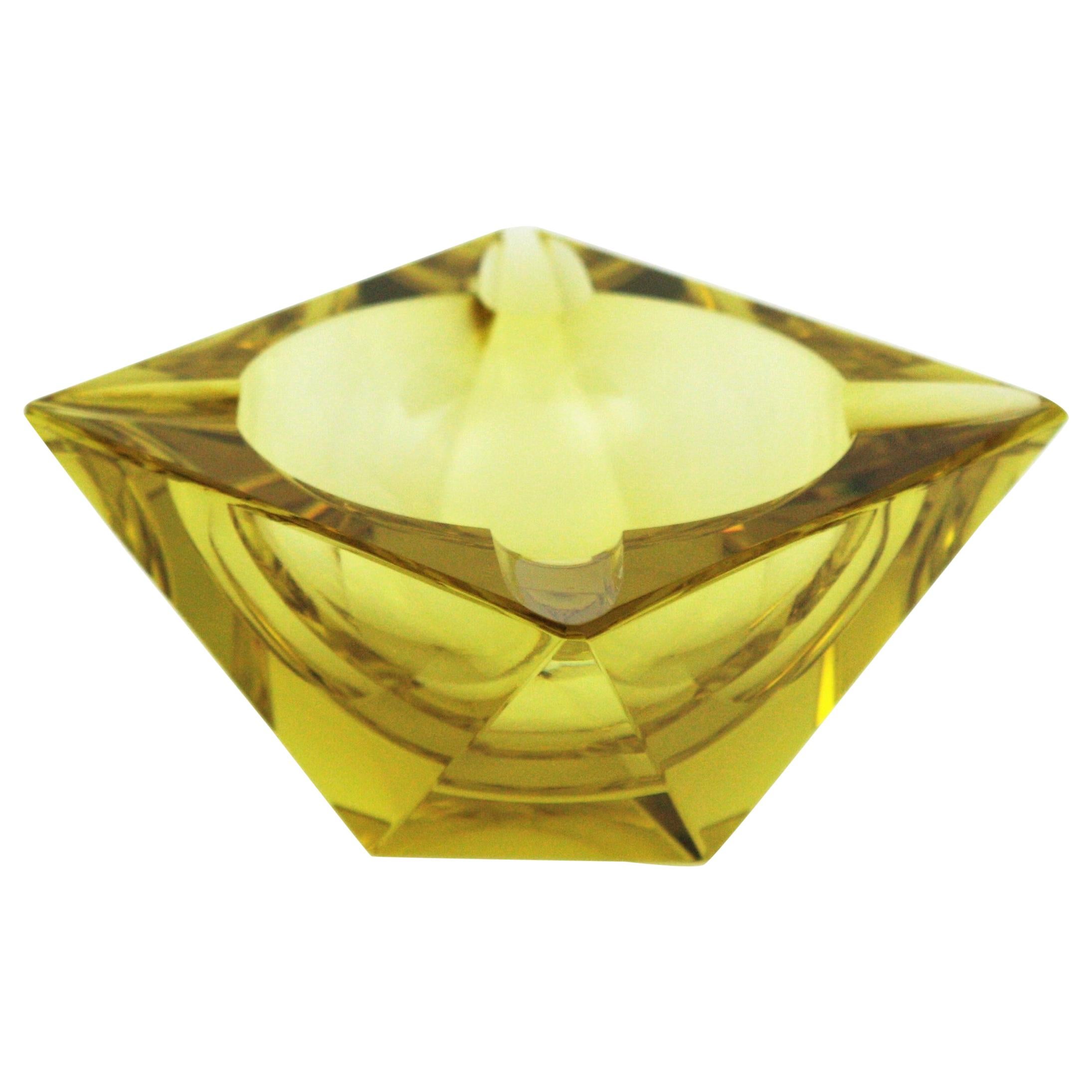 Flavio Poli Murano Yellow Faceted Glass Ashtray For Sale