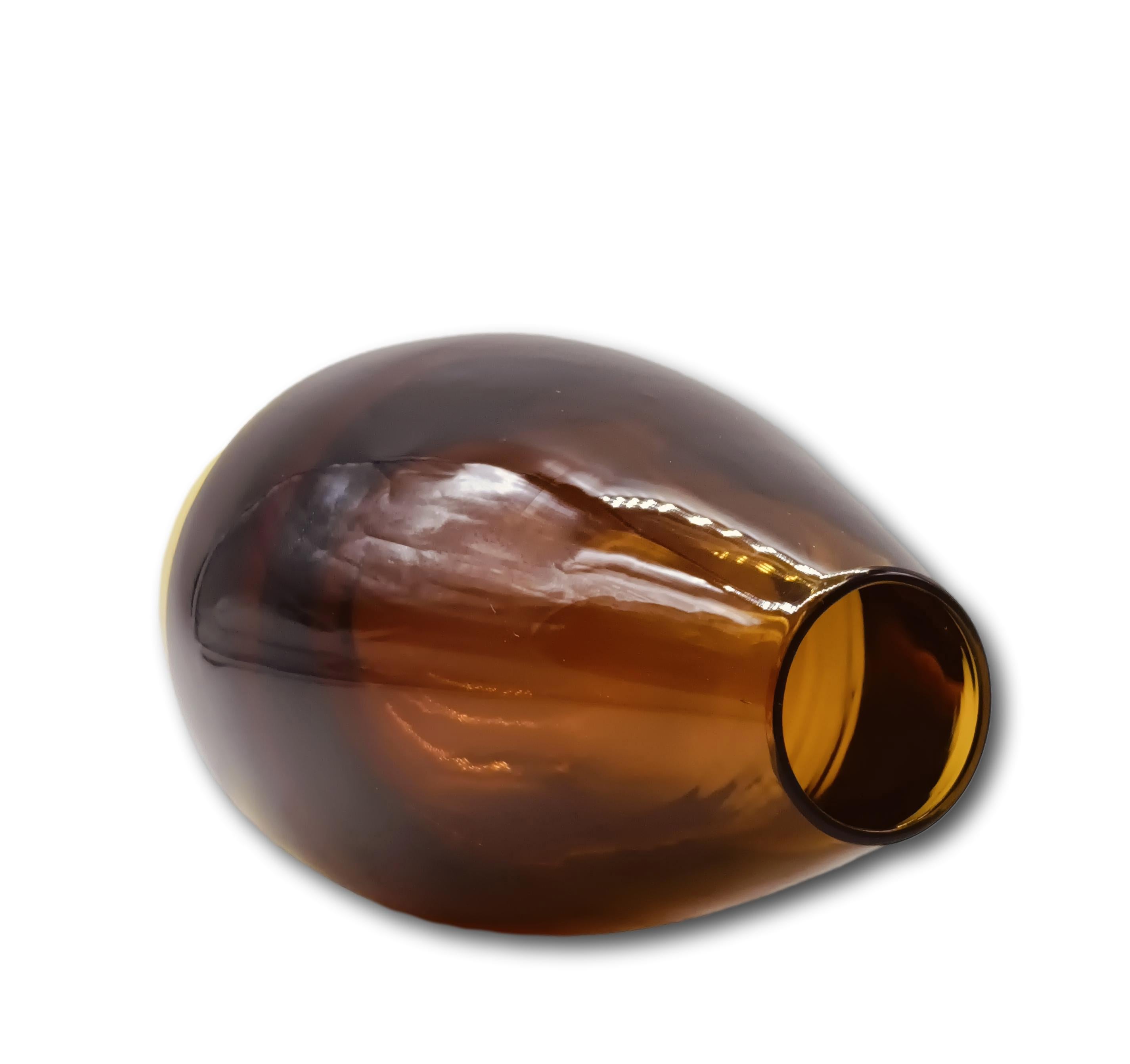 Mid-20th Century Flavio Poli per Seguso Vaso in Vetro di Murano Sommerso, Italia 1950s in vendita
