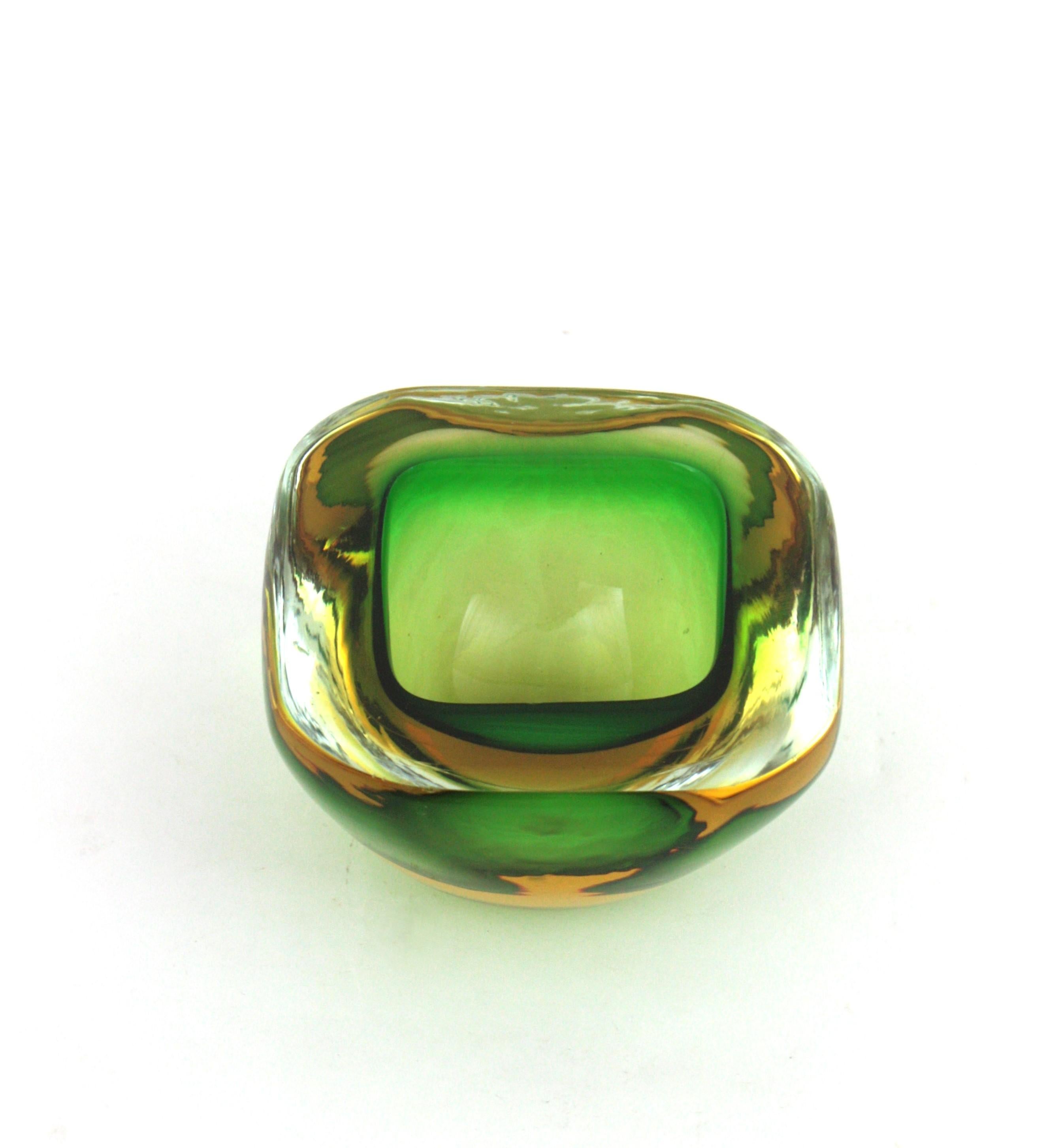 Flavio Poli Seguso Cuenco de cristal artístico Murano Sommerso Verde Amarillo en venta 4