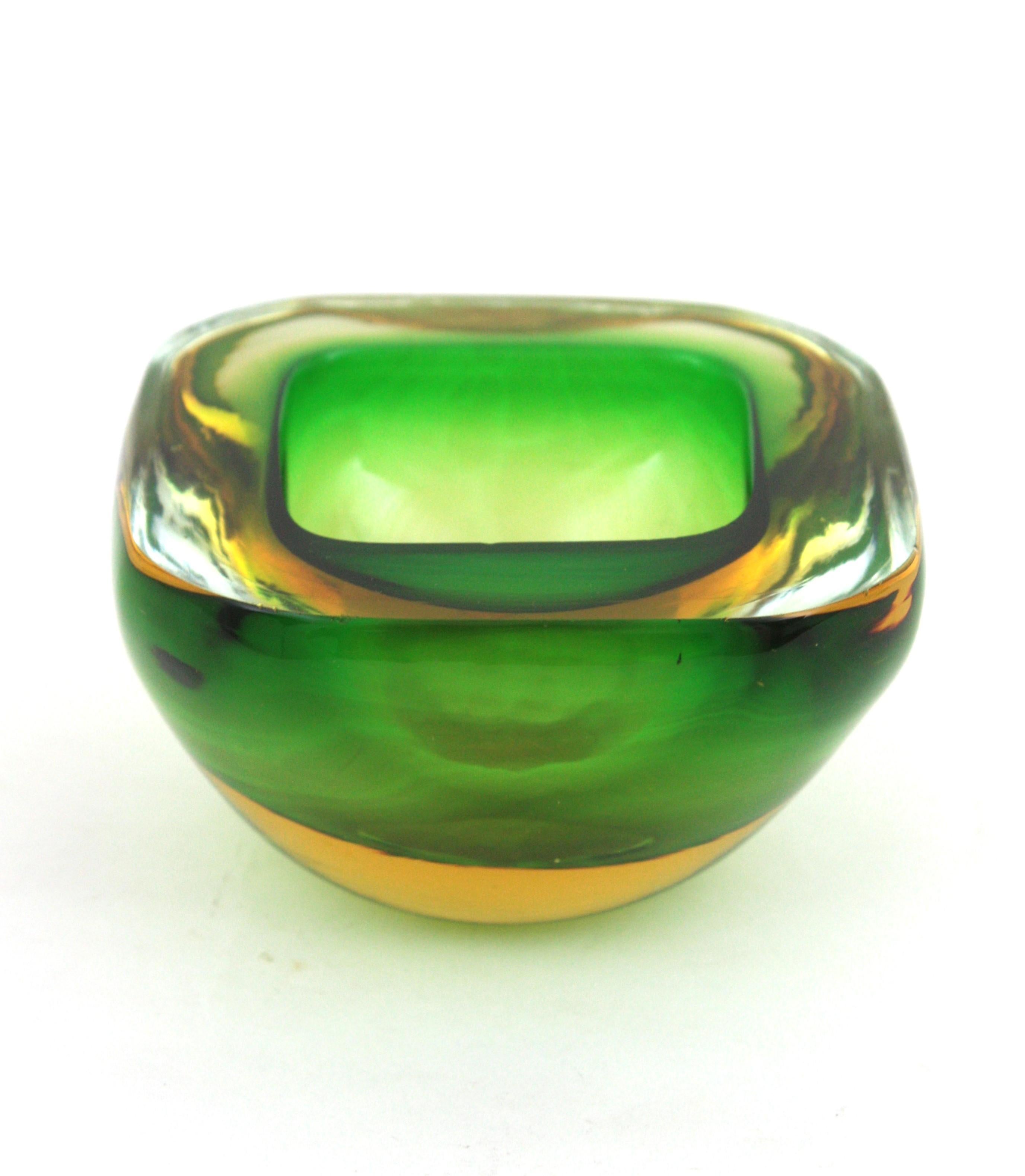 Flavio Poli Seguso Cuenco de cristal artístico Murano Sommerso Verde Amarillo en venta 6