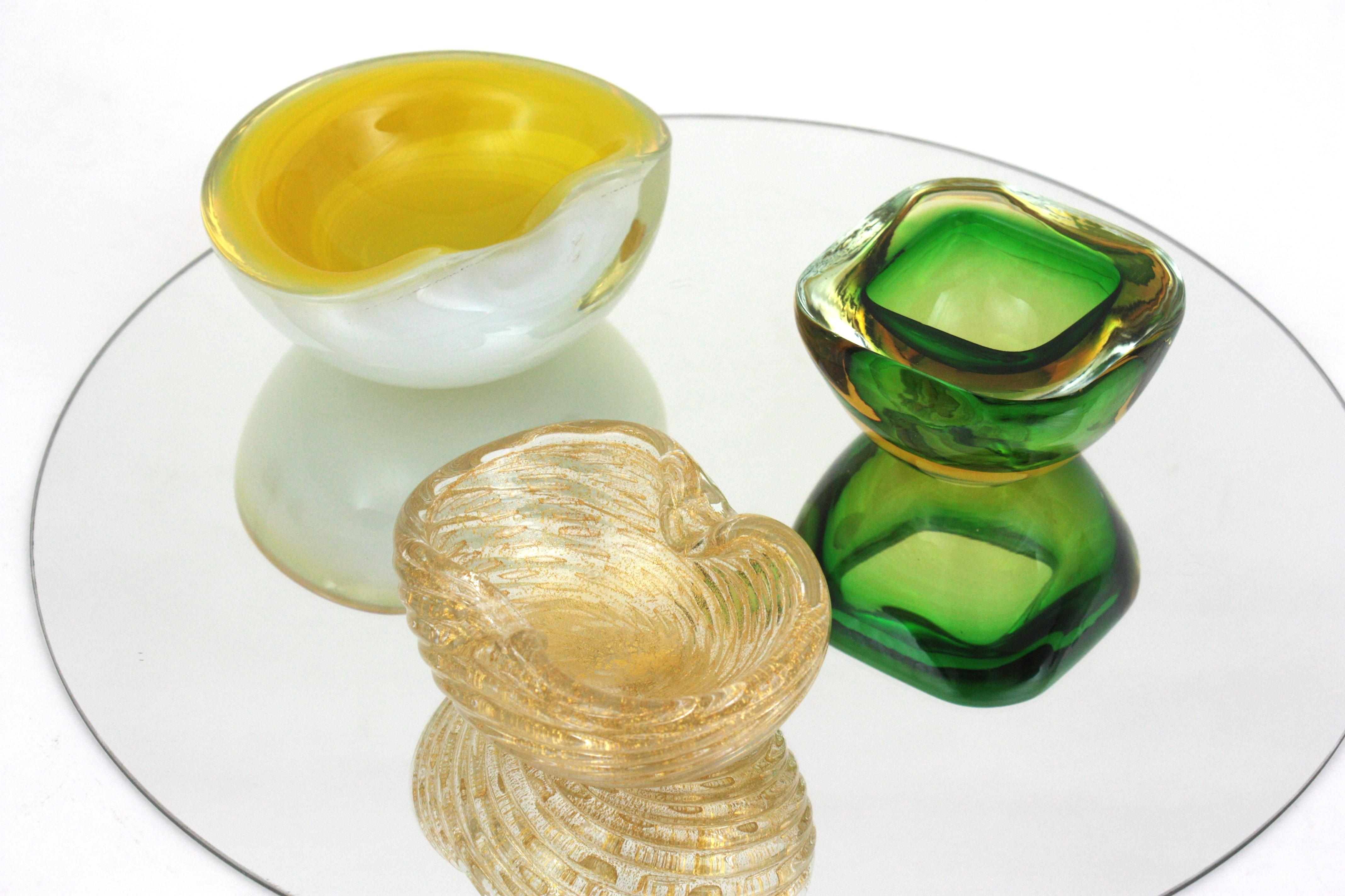 Flavio Poli Seguso Cuenco de cristal artístico Murano Sommerso Verde Amarillo en Bueno estado para la venta en Barcelona, ES
