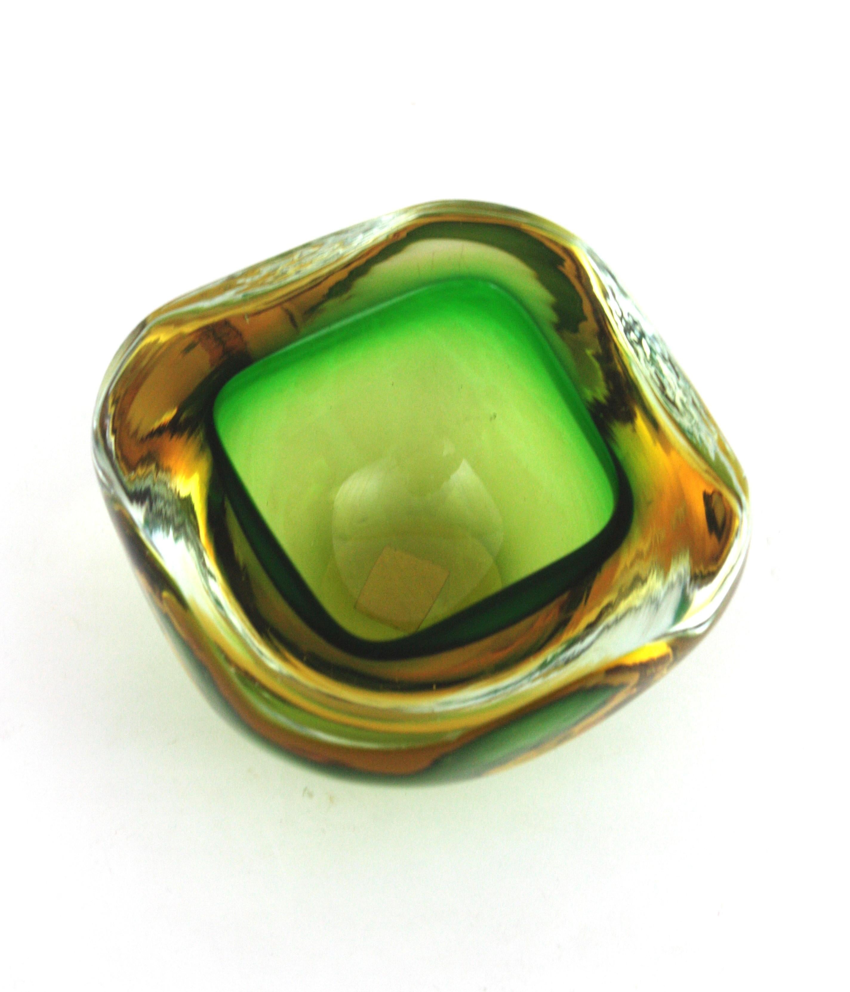 Flavio Poli Seguso Cuenco de cristal artístico Murano Sommerso Verde Amarillo en venta 1