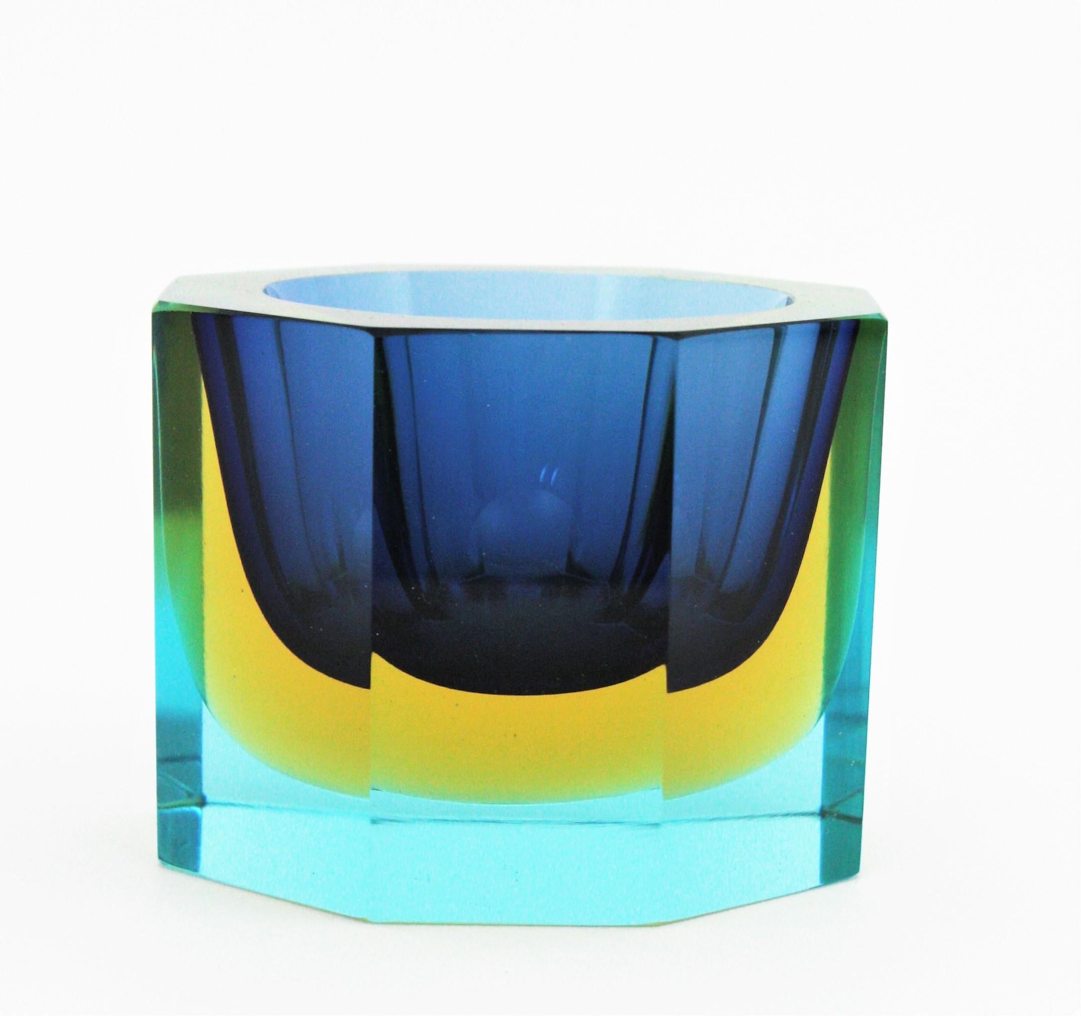 Flavio Poli Seguso Murano Blue Yellow Sommerso Octagonal Faceted Art Glass Bowl 2