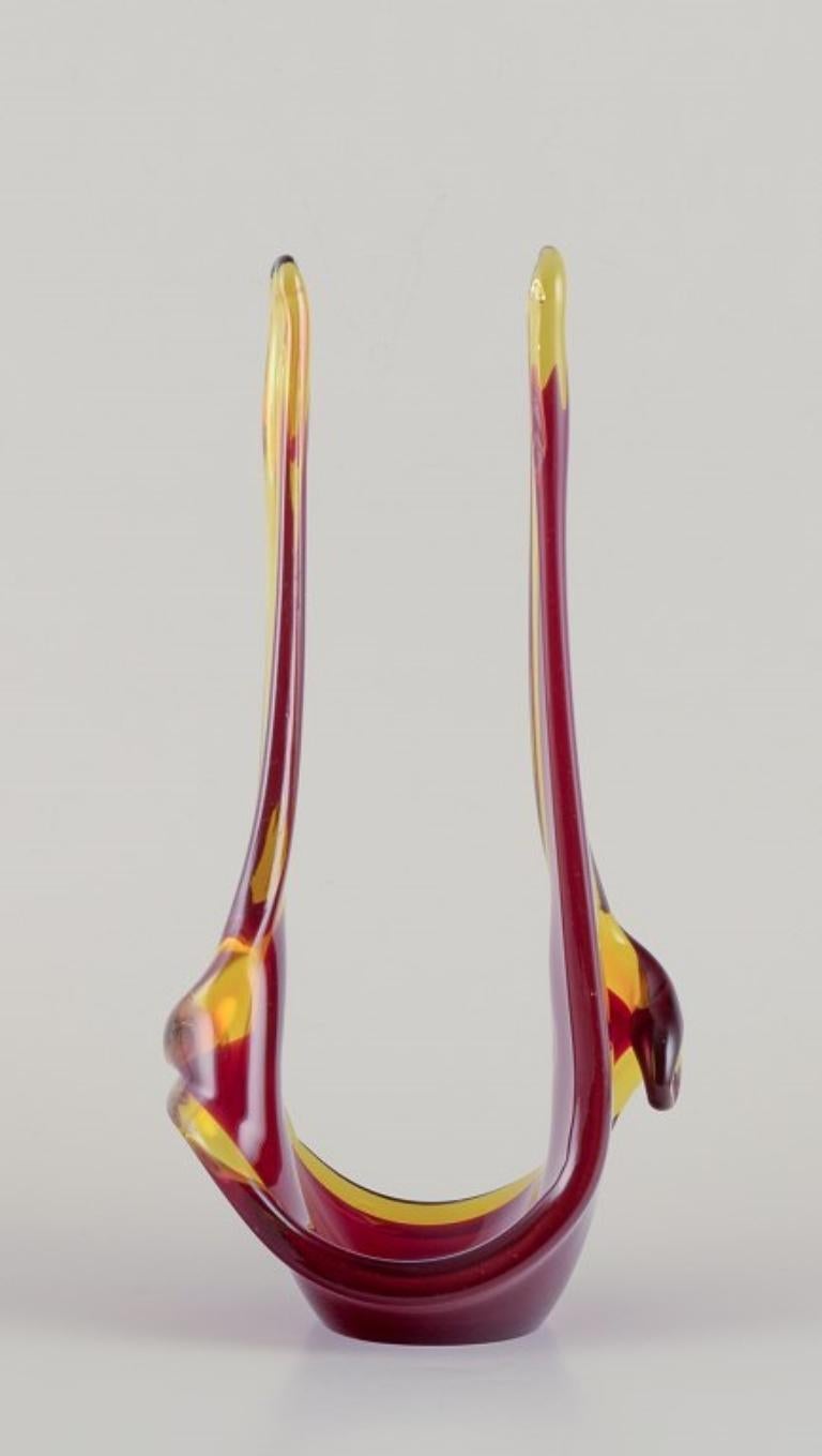 Modern Flavio Poli/Seguso, Murano. Bowl in yellow and red art glass. Unique piece. For Sale