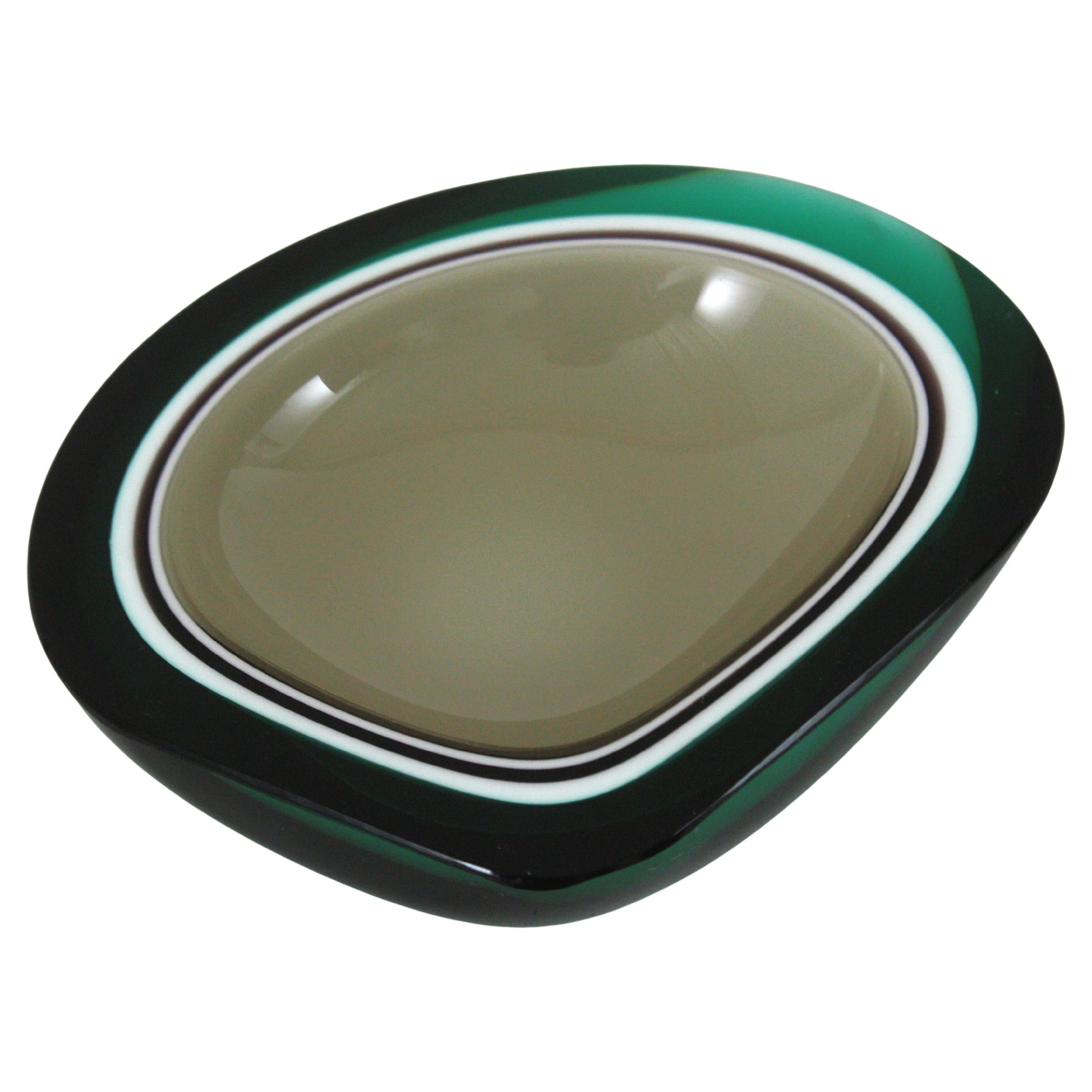 Flavio Poli Seguso Murano Green White Taupe Sommerso Geode Art Glass Bowl (bol en verre d'art géodésique) en vente