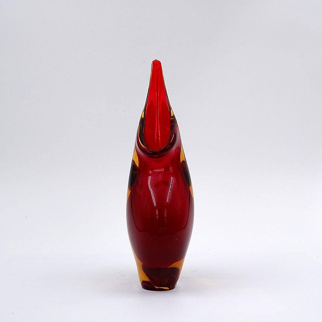 Flavio Poli Seguso Murano Red Yellow Sommerso Art Glass Vase en vente 3