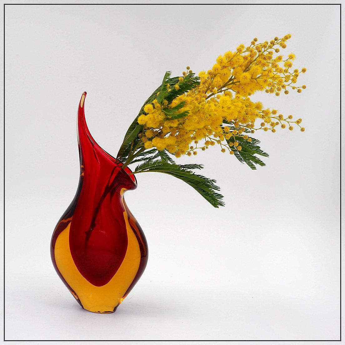 Mid-Century Modern Flavio Poli Seguso Murano Red Yellow Sommerso Art Glass Vase en vente
