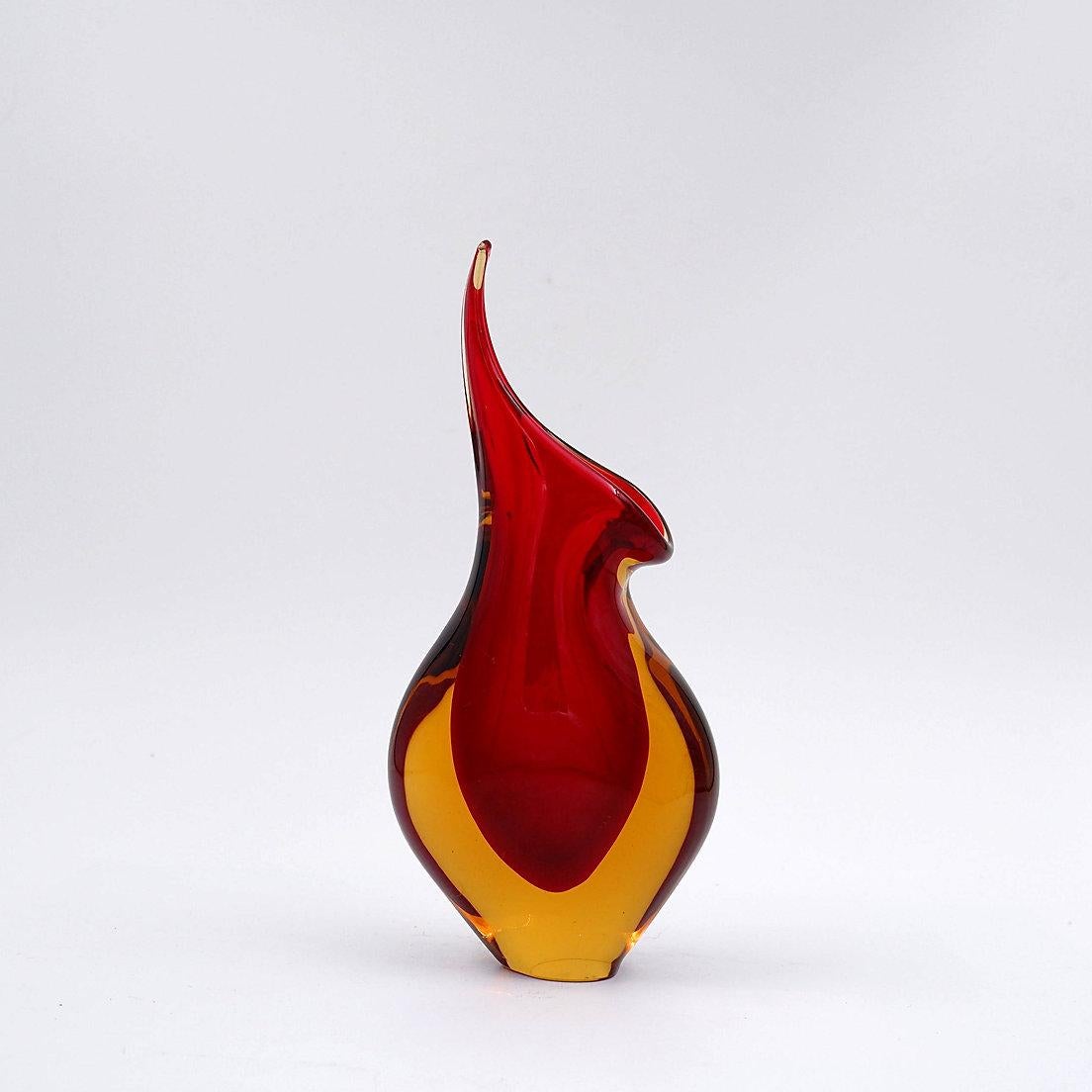 Verre d'art Flavio Poli Seguso Murano Red Yellow Sommerso Art Glass Vase en vente