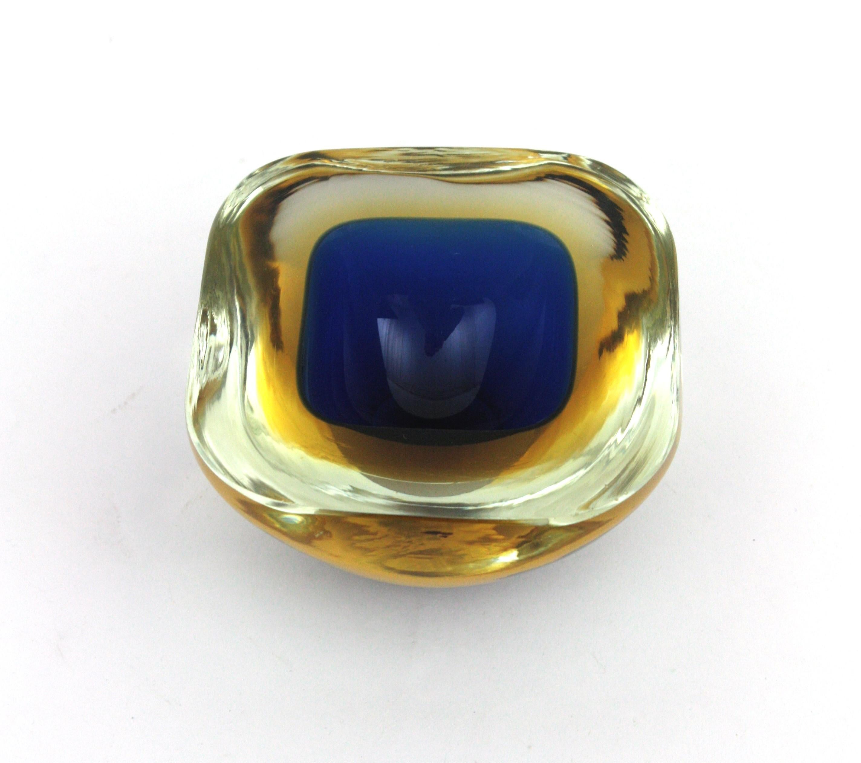 20th Century Flavio Poli Seguso Murano Sommerso Blue Yellow Art Glass Geode Bowl For Sale