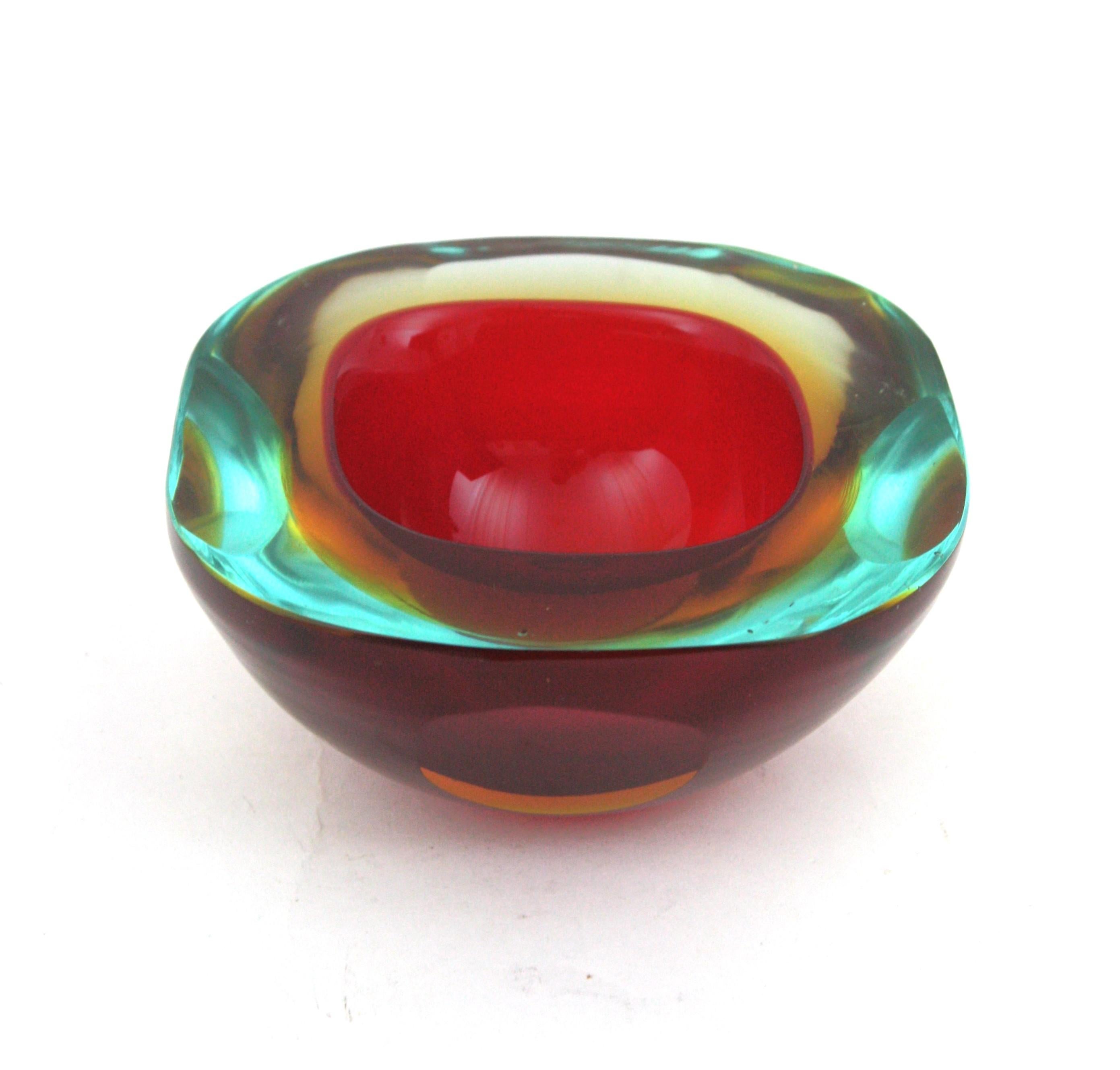 Flavio Poli Seguso Murano Sommerso Red Art Glass Geode Bowl In Excellent Condition In Barcelona, ES