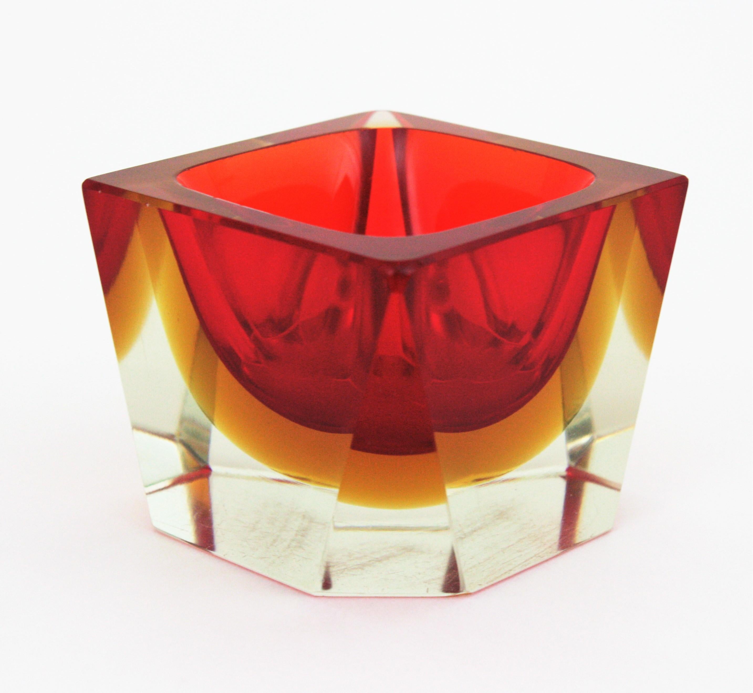 Flavio Poli Seguso Sommerso Murano Art Glass Bowls, Set of Two For Sale 4