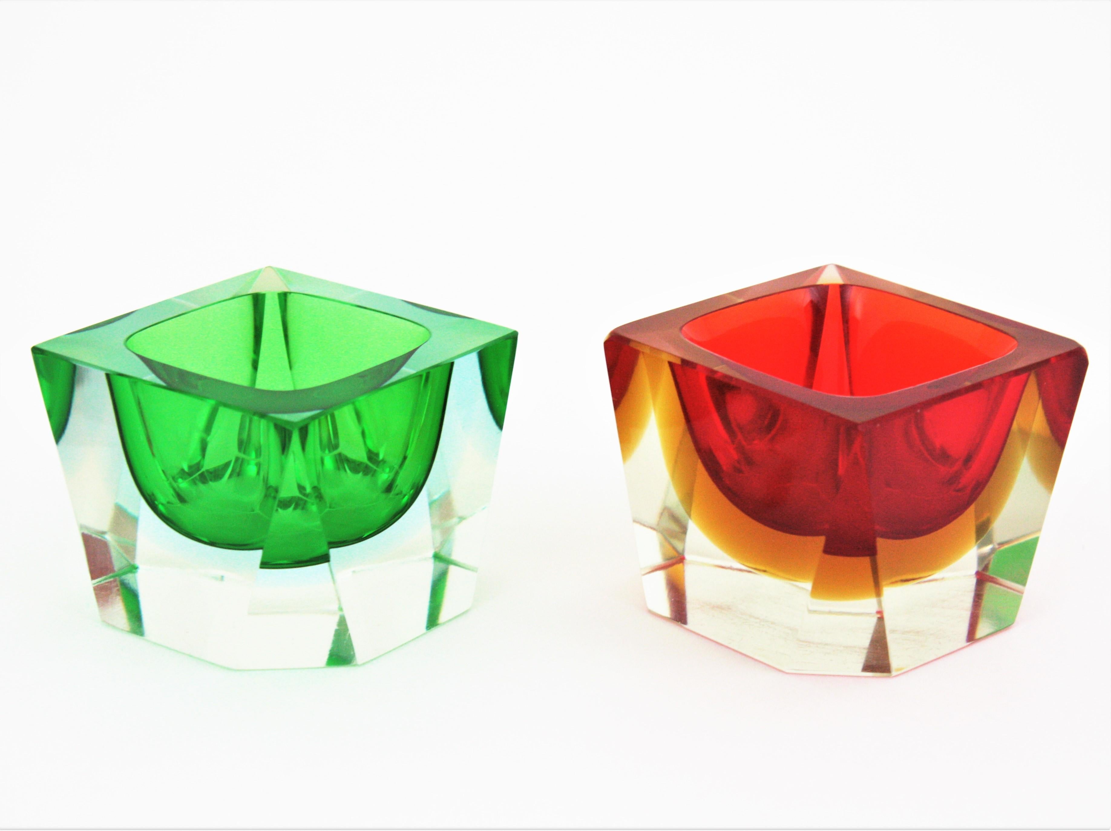 Flavio Poli Seguso Sommerso Murano Art Glass Bowls, Set of Two In Excellent Condition For Sale In Barcelona, ES