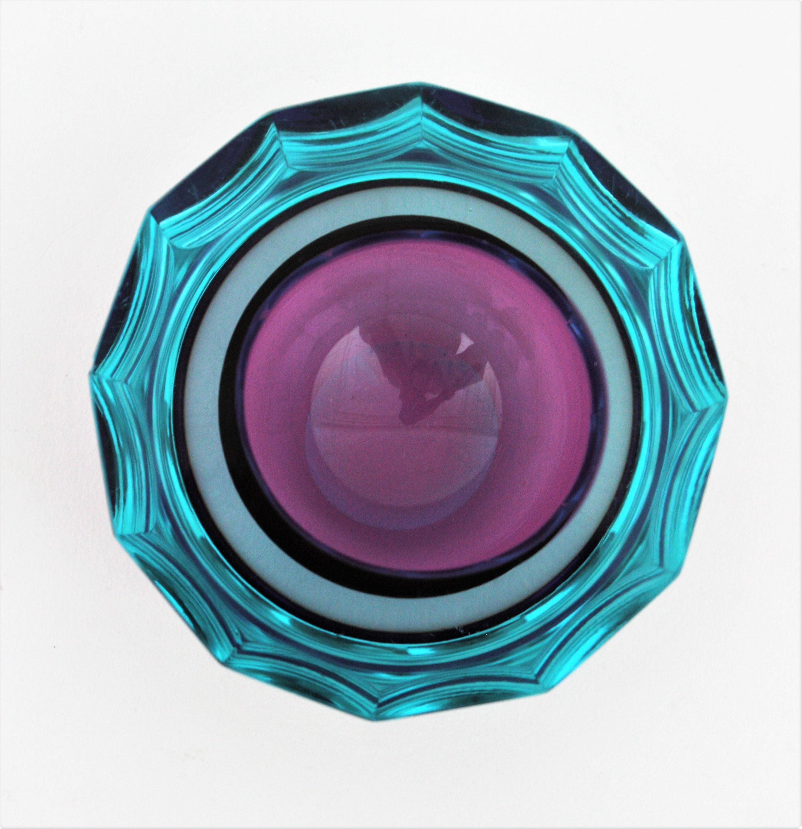 Italian Flavio Poli Seguso Vetri d'Arte Murano Art Glass Sommerso Blue Purple Bowl