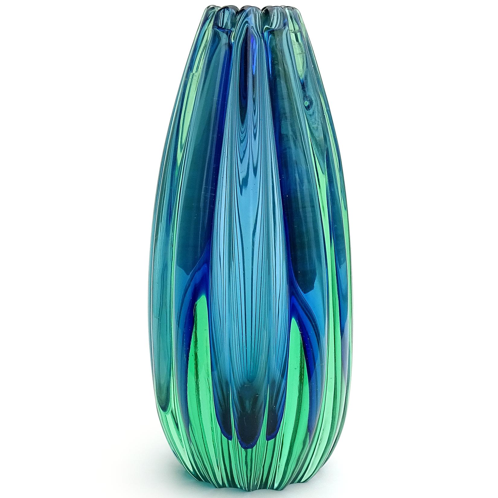 Fatto a mano Flavio Poli Seguso Vetri d'Arte Murano Sommerso Blue Italian Art Glass Vase
