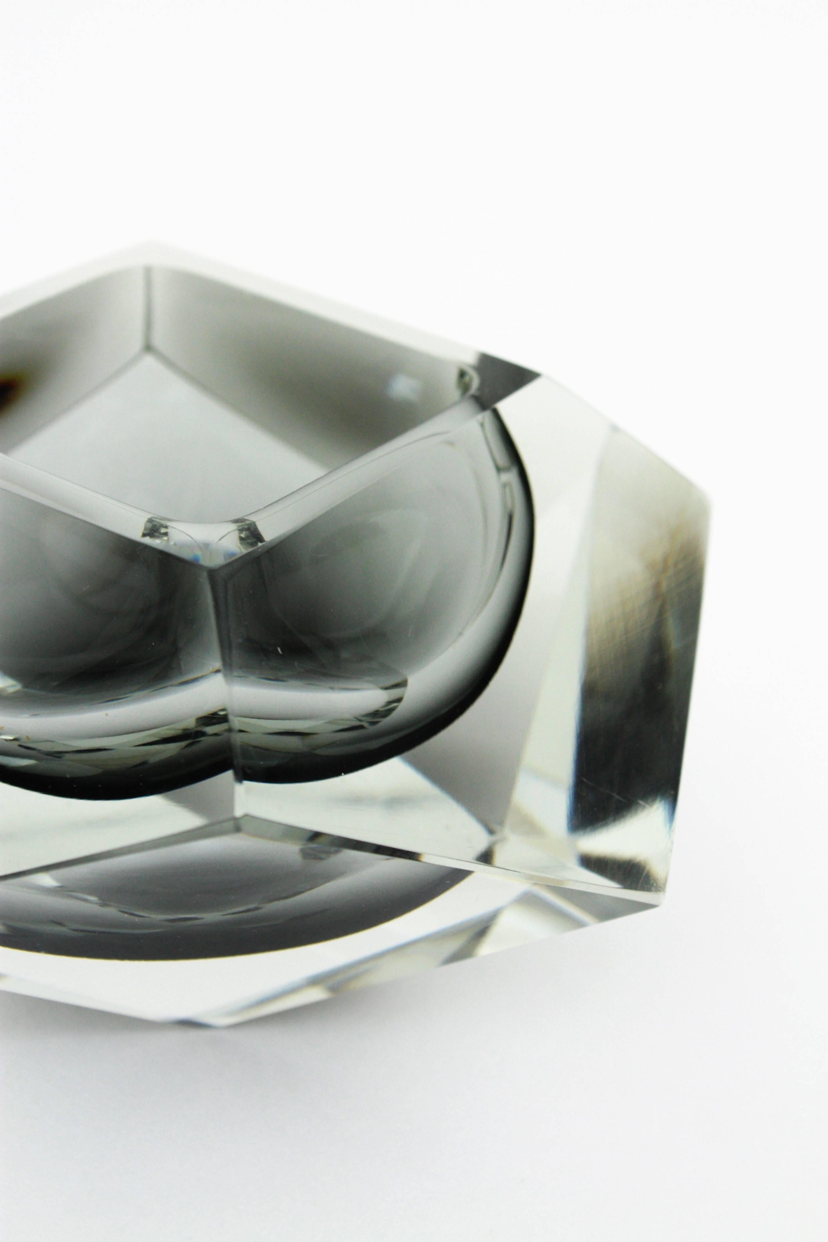 Flavio Poli Smoked Grey and Clear Faceted Sommerso Murano Glass Giant Bowl 1