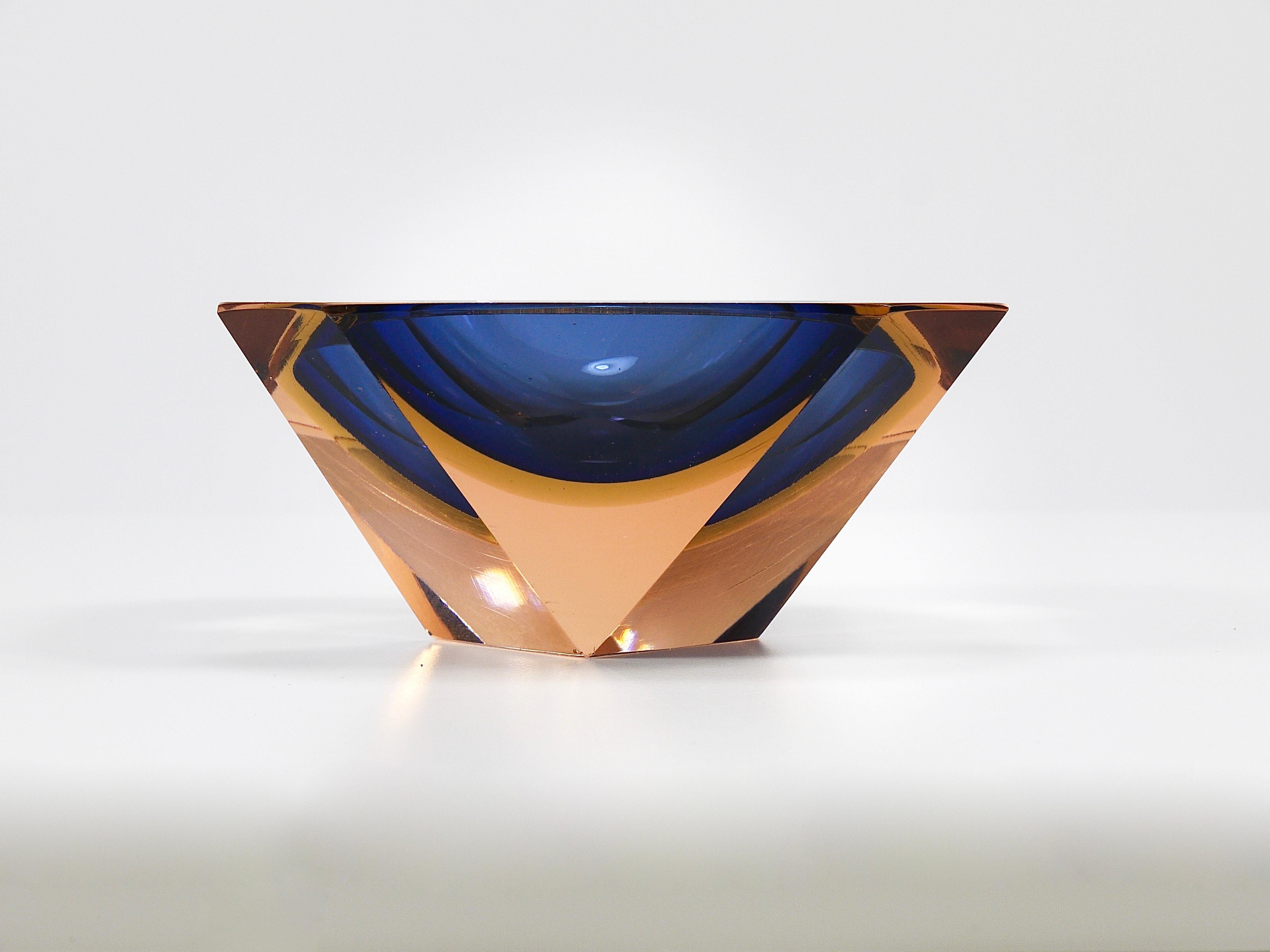 Flavio Poli Sommerso Cuenco de diamantes de cristal de Murano Caviar de Seguso, Italia, años 60 Italiano en venta