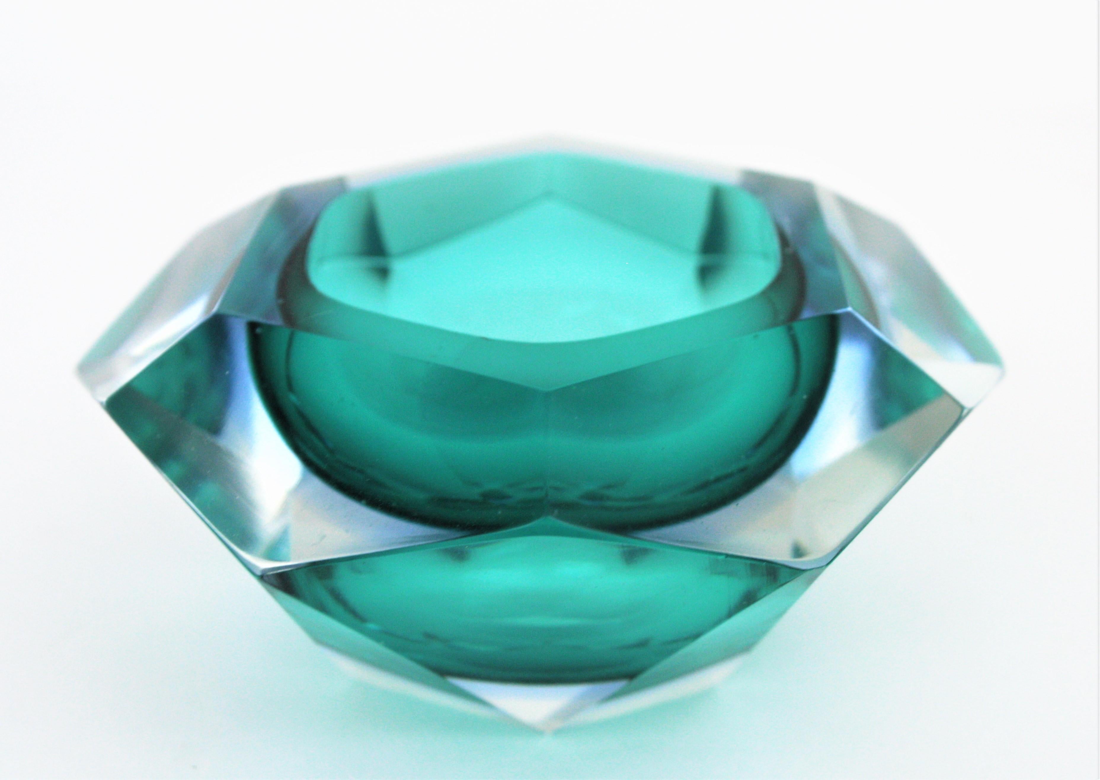 Flavio Poli Sommerso Green and Blue Diamond Shaped Faceted Murano Glass Bowl 8