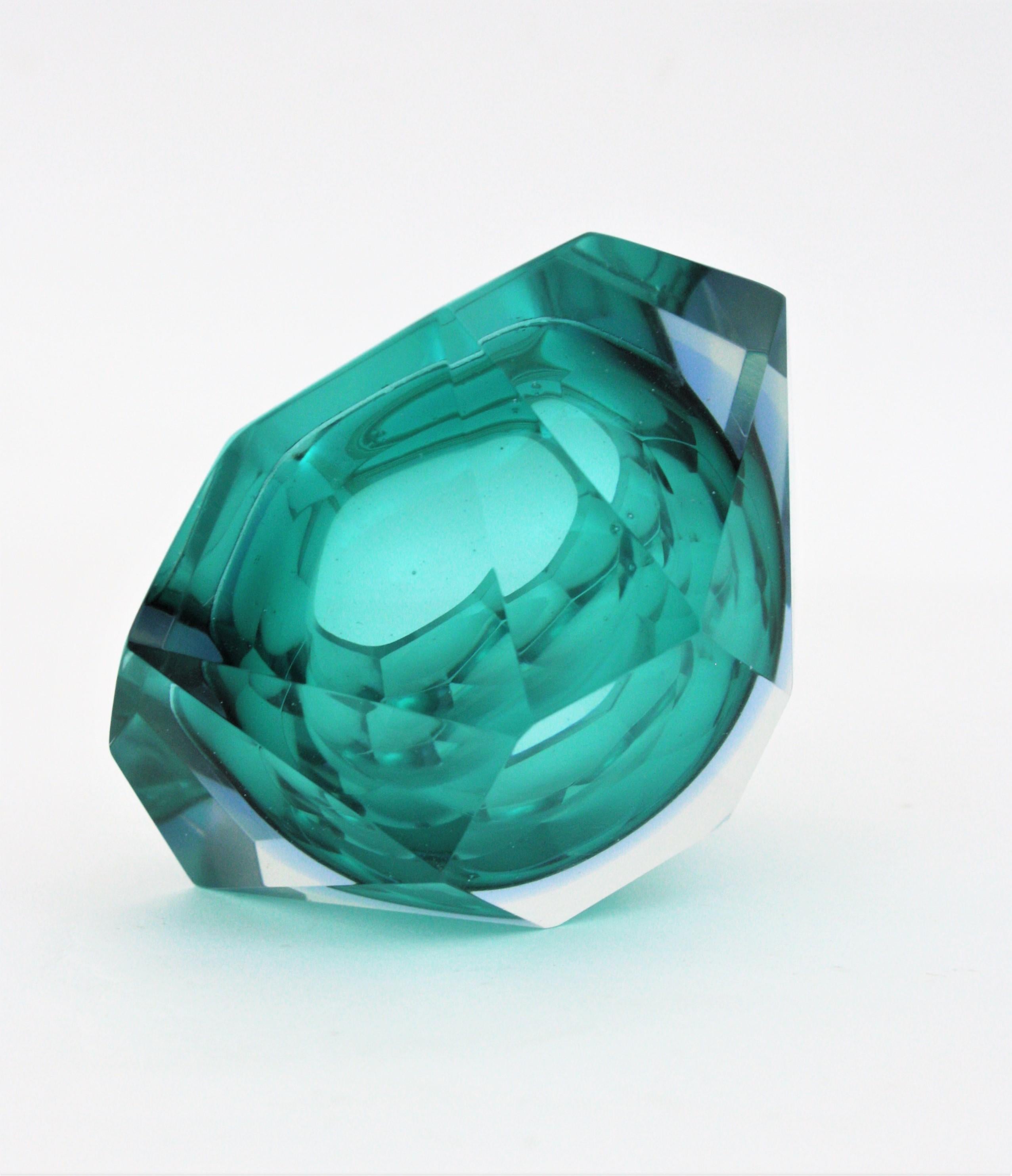 Flavio Poli Sommerso Green and Blue Diamond Shaped Faceted Murano Glass Bowl 10