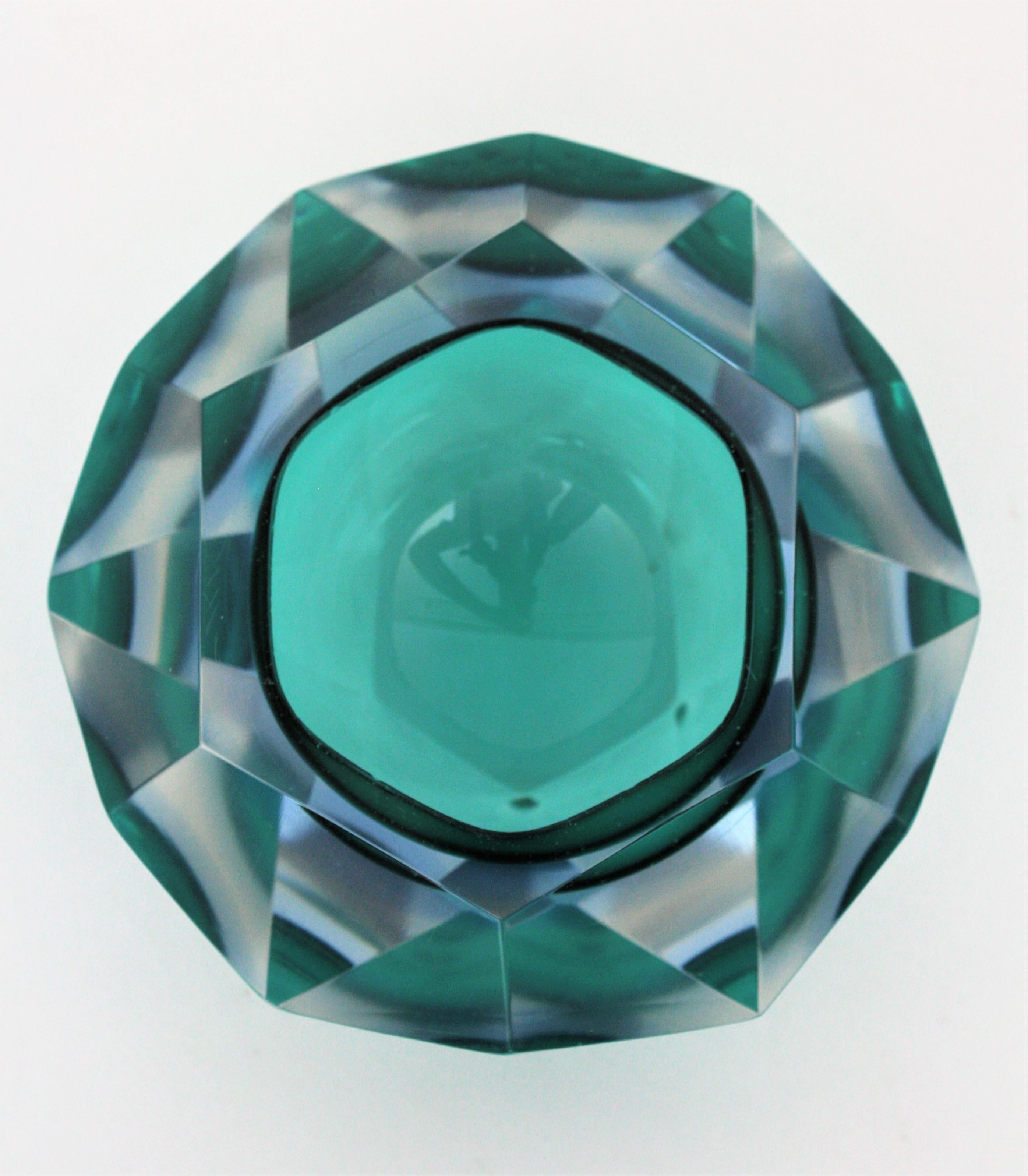 Art Glass Flavio Poli Sommerso Green and Blue Diamond Shaped Faceted Murano Glass Bowl