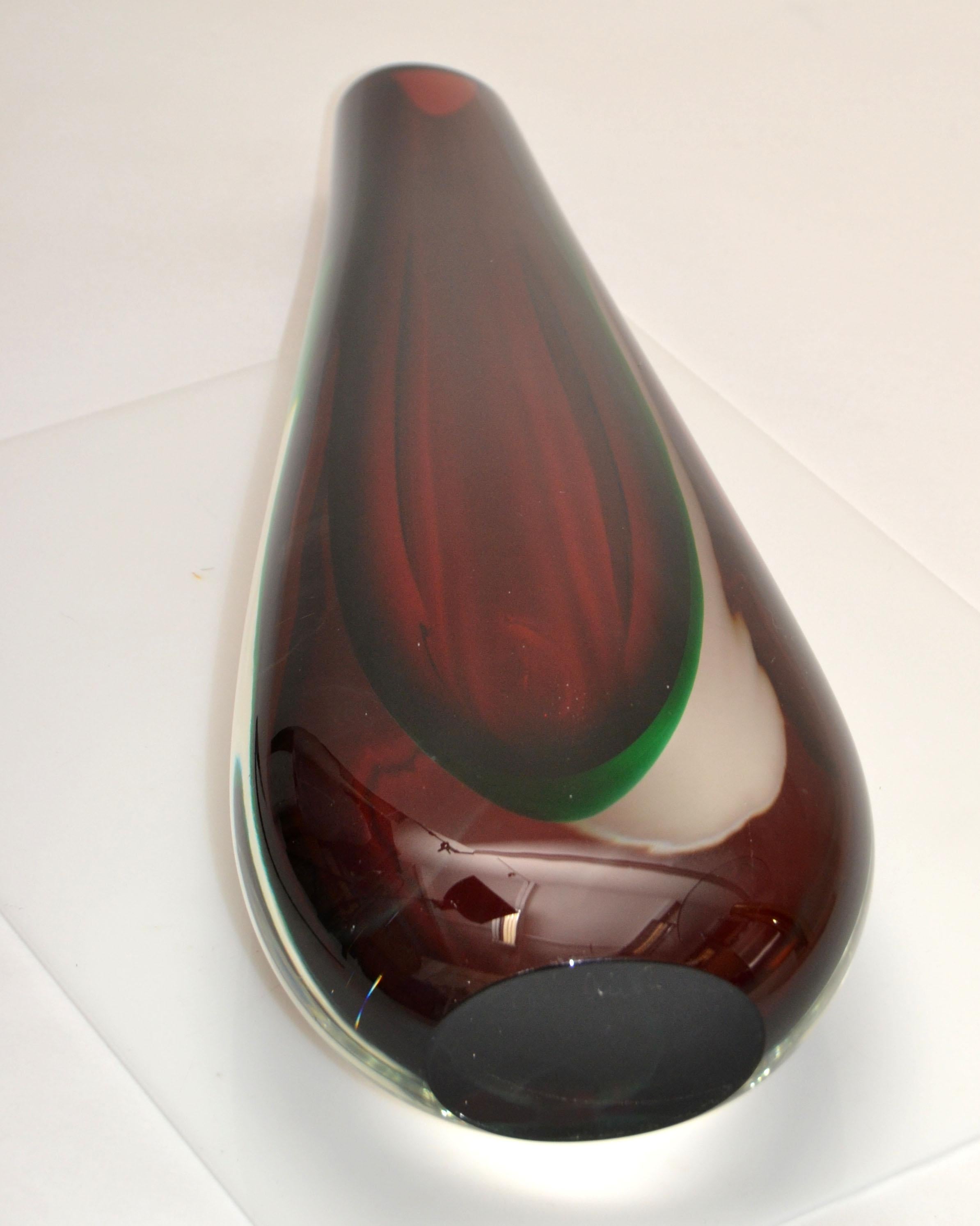 Flavio Poli Sommerso Vase en verre de Murano 3 couleurs encastrées Rouge, Vert Clair Seguso  en vente 2