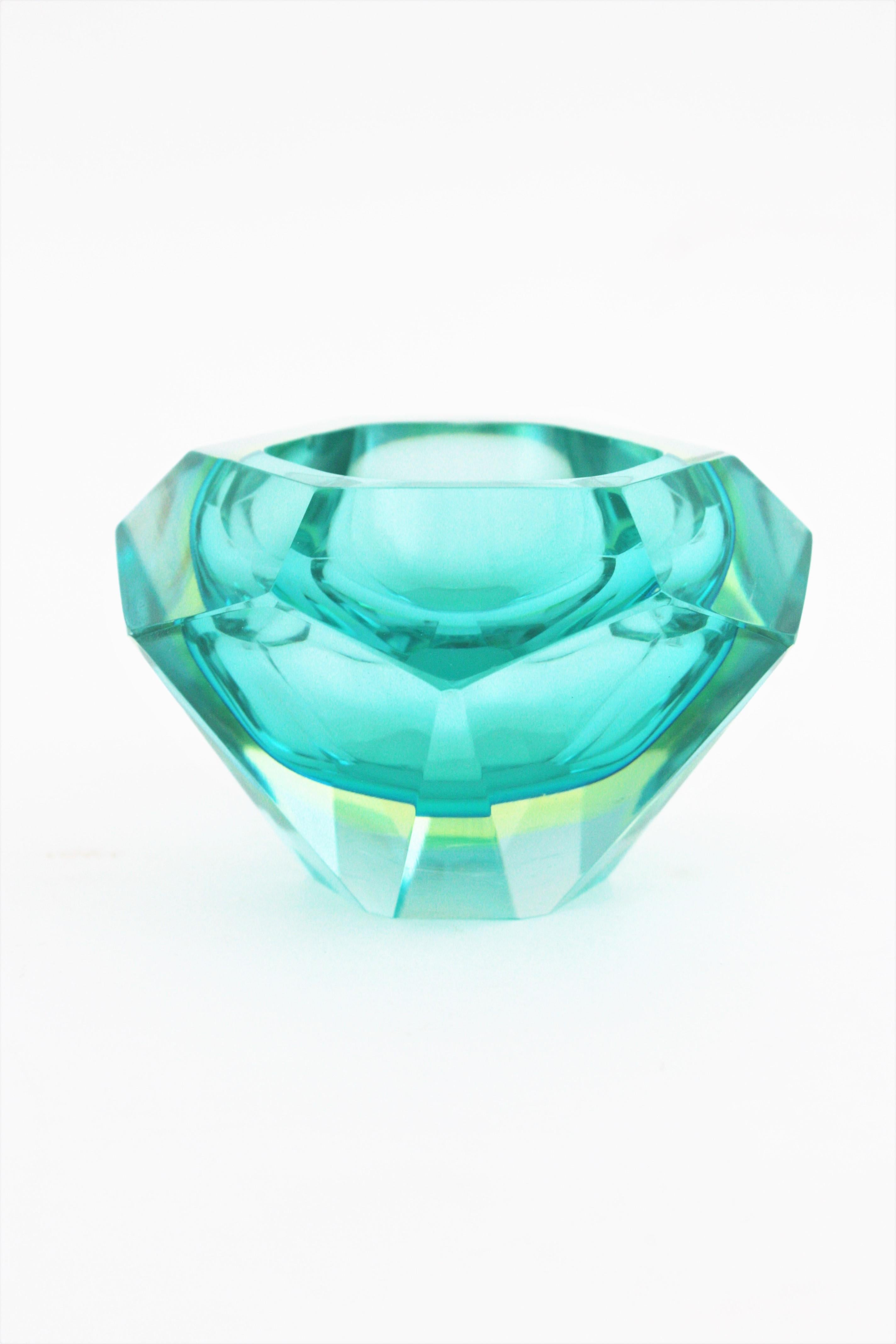 Flavio Poli Sommerso Turquoise Blue Yellow Diamond Faceted Murano Art Glass Bowl For Sale 2