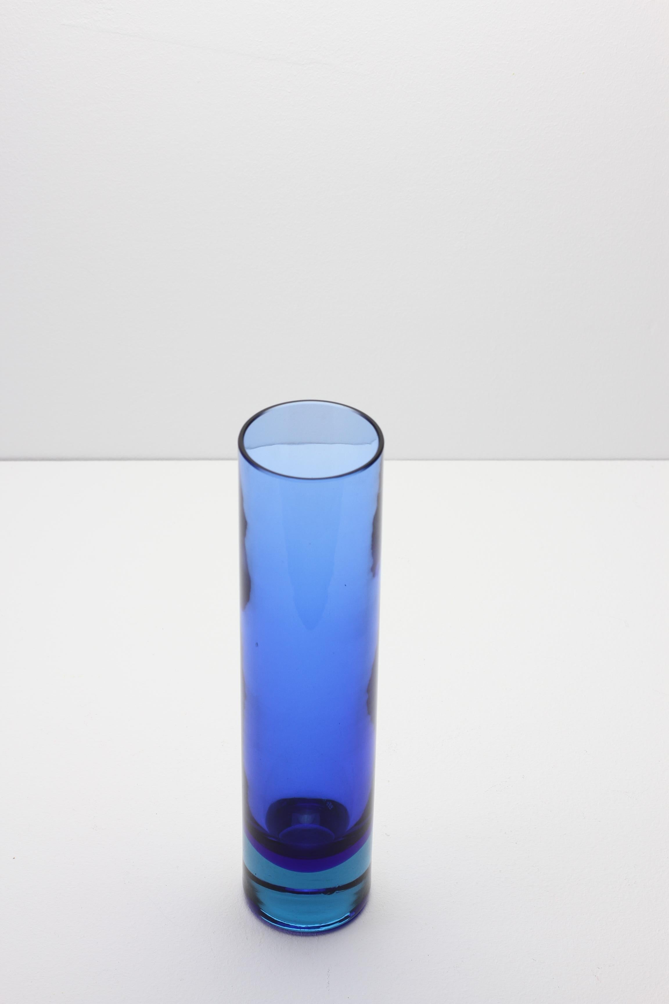 20th Century Flavio Poli Style Tall Blue Murano Glass 'Sommerso' Vase, circa 1970s