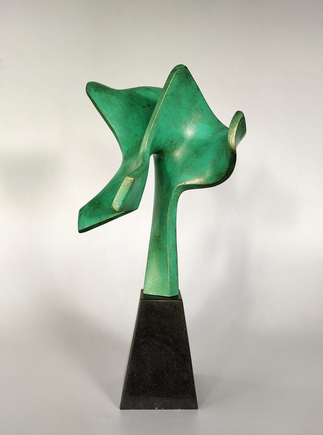 Sculpture abstraite en bronze « Receiving » (72 pouces)  en vente 2