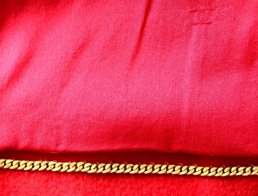 Chanel Red Cashmere Mandarin Chinese Collar Signature Jacket Blazer In Good Condition In Switzerland, CH