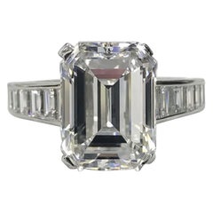 Flawless GIA Certified 2 Carat Emerald Cut Diamond 18 Carats White Gold Ring