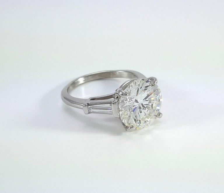 Modern FLAWLESS GIA Certified 3.41 Carat Round Brilliant Cut Diamond Platinum Ring  For Sale