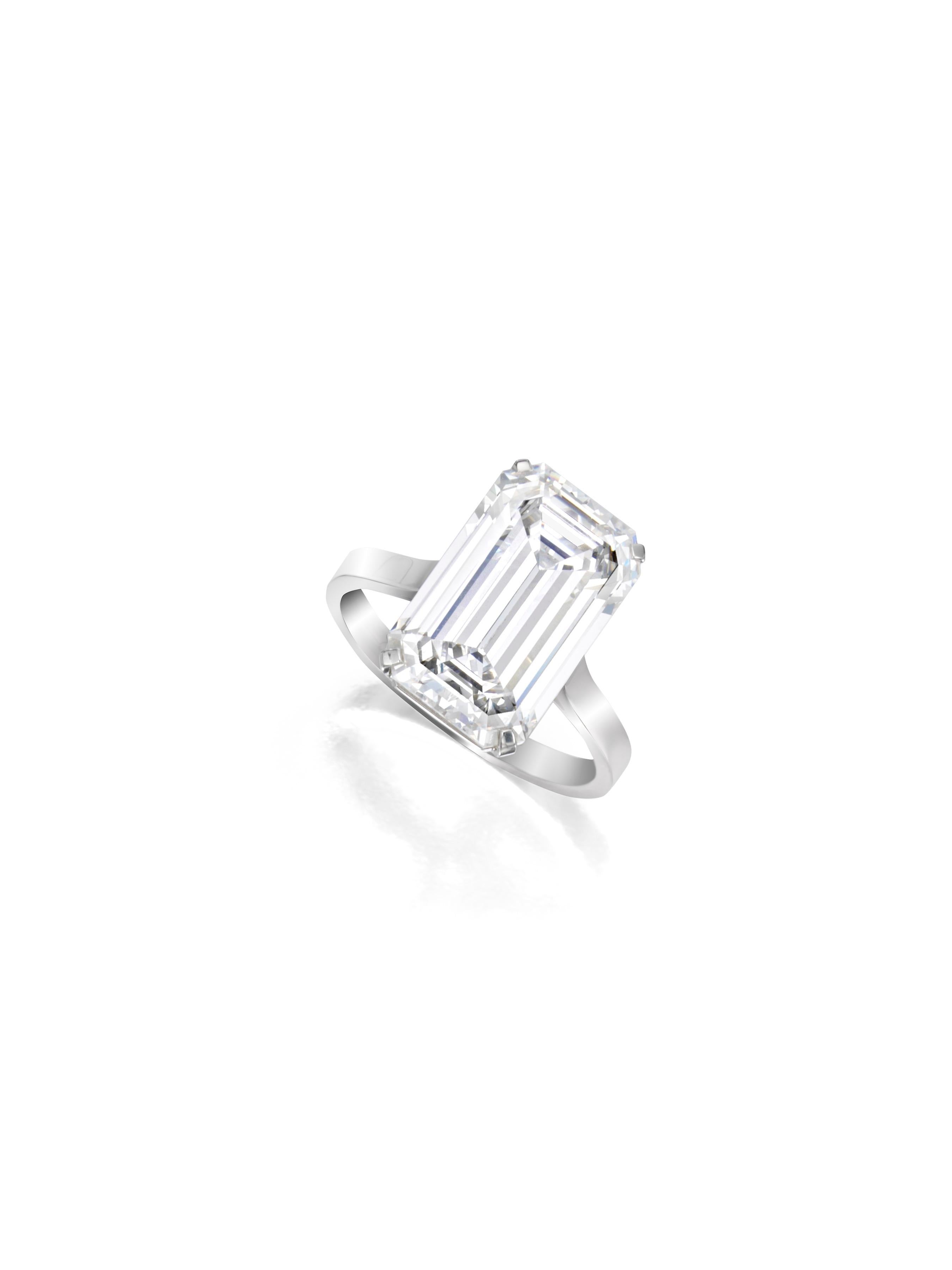 Antinori Fine Jewels is proud to offer this important and impressive 4 carat GIA certified Internally Flawless E Color Emerald cut diamond ring. The ring consists of one emerald cut diamond weighing 4 carat accompanied by a GIA report.

The main