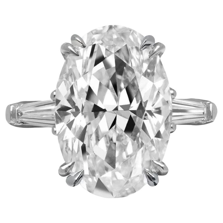 Flawless GIA Certified 4 Carat Oval Diamond Solitaire Ring For Sale