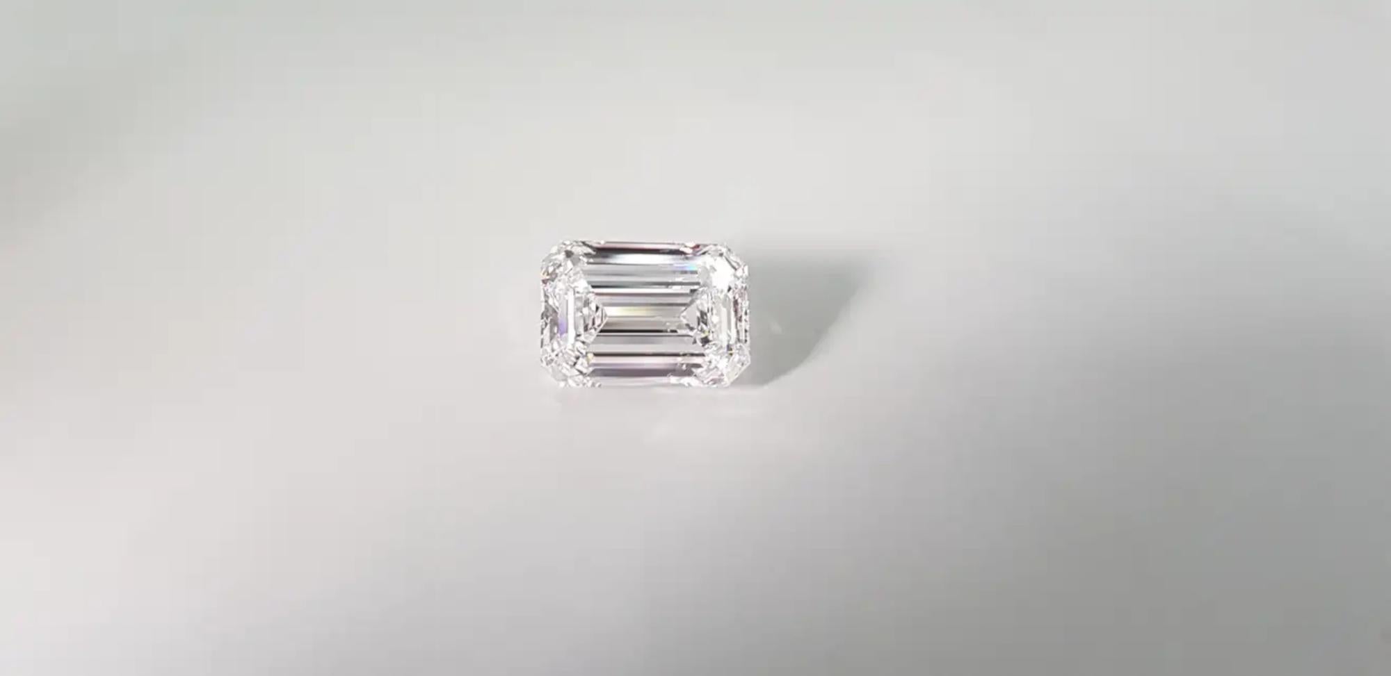 FLAWLESS GIA Certified 6.31 Carat Emerald Cut Diamond Solitaire Ring

The diamond has GRAFF laser inscription
