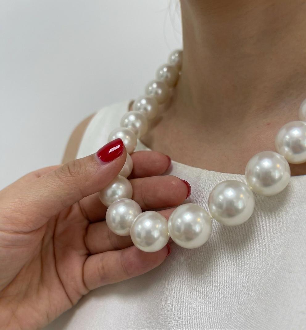 FLAWLESS Investment grade South Sea Pearls Necklace