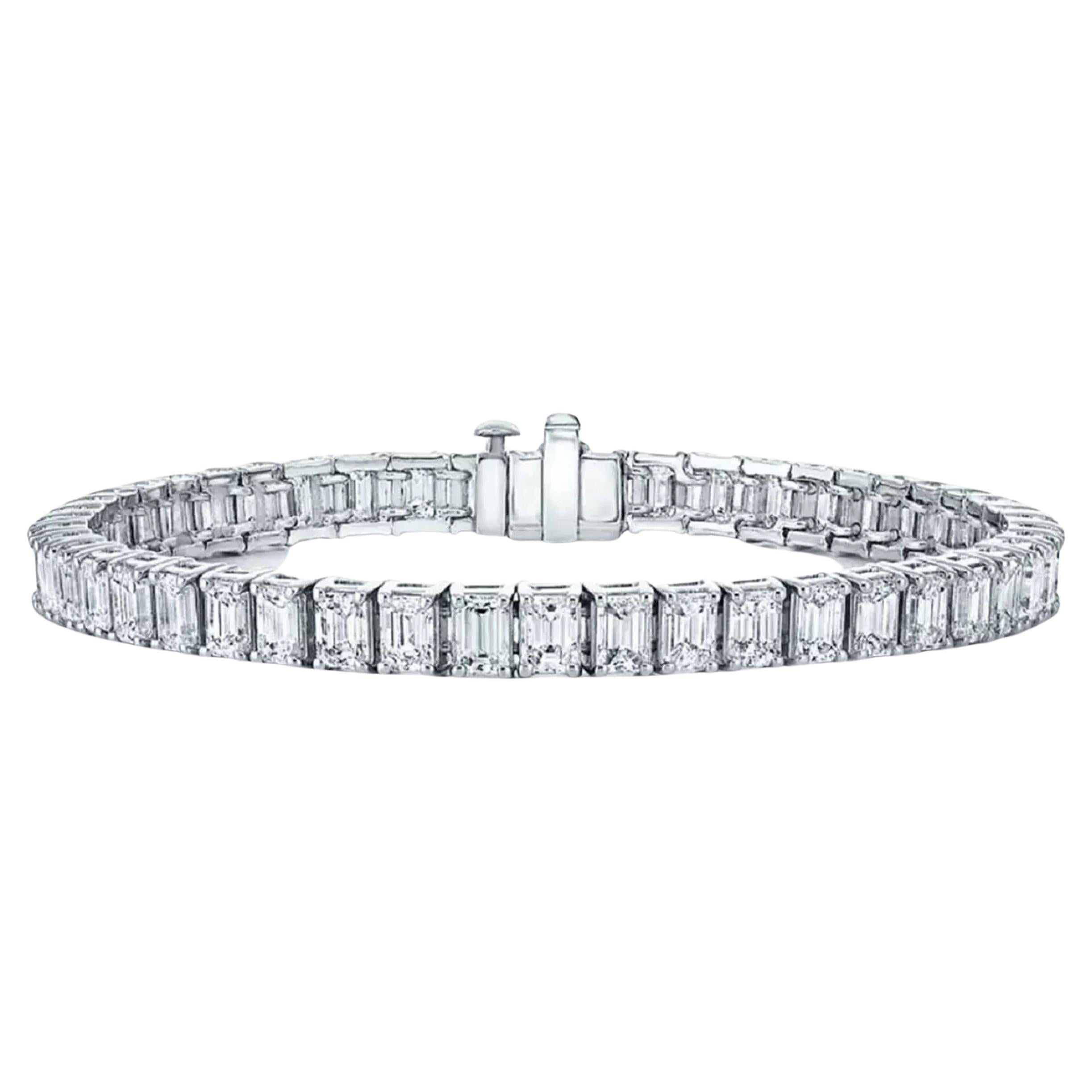 18 Carat Emerald Cut Diamond Emerald Cut Diamonds Tennis Bracelet For