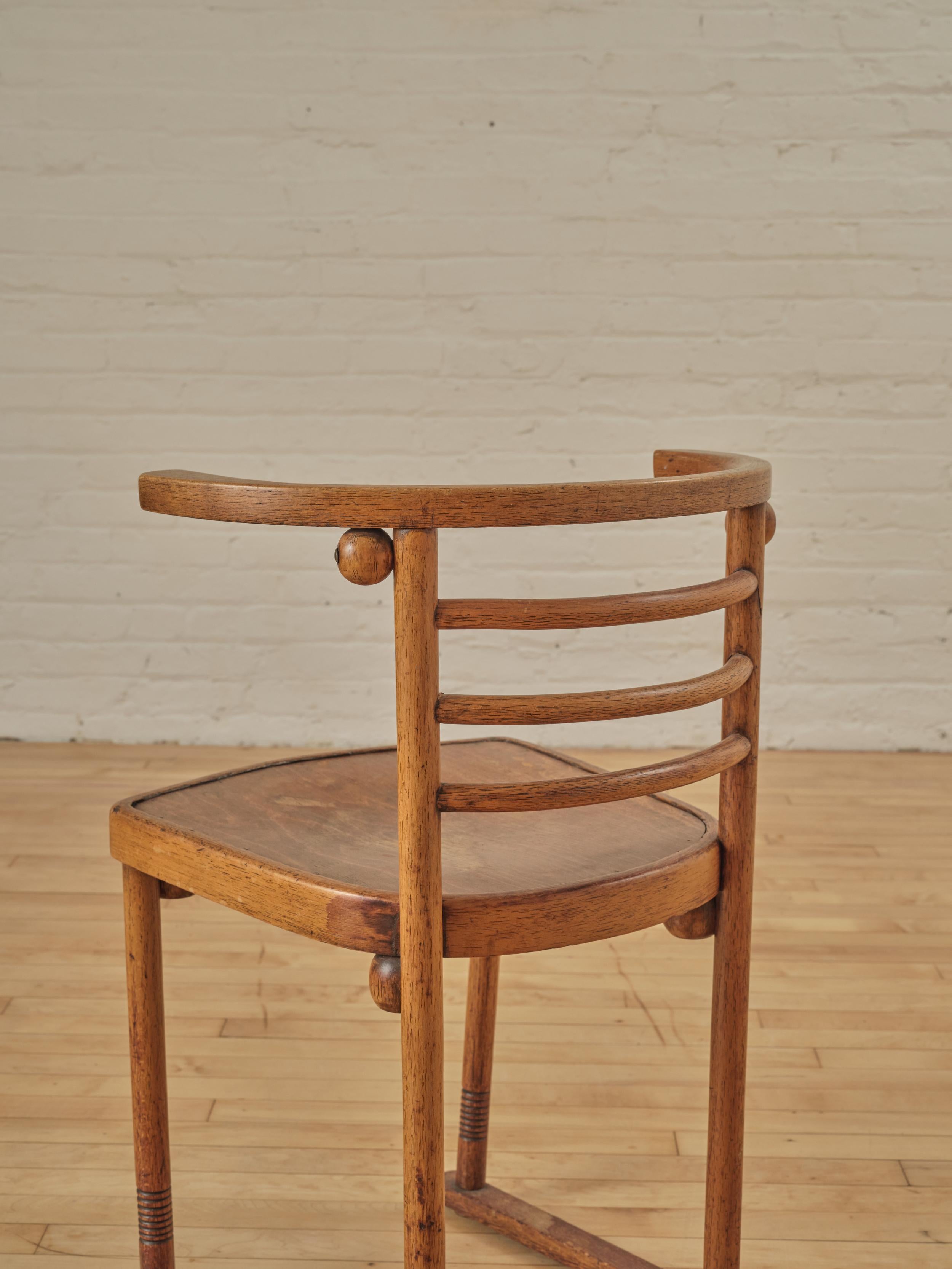Fledermaus Chair by Josef Hoffman (Model 728) For Sale 1