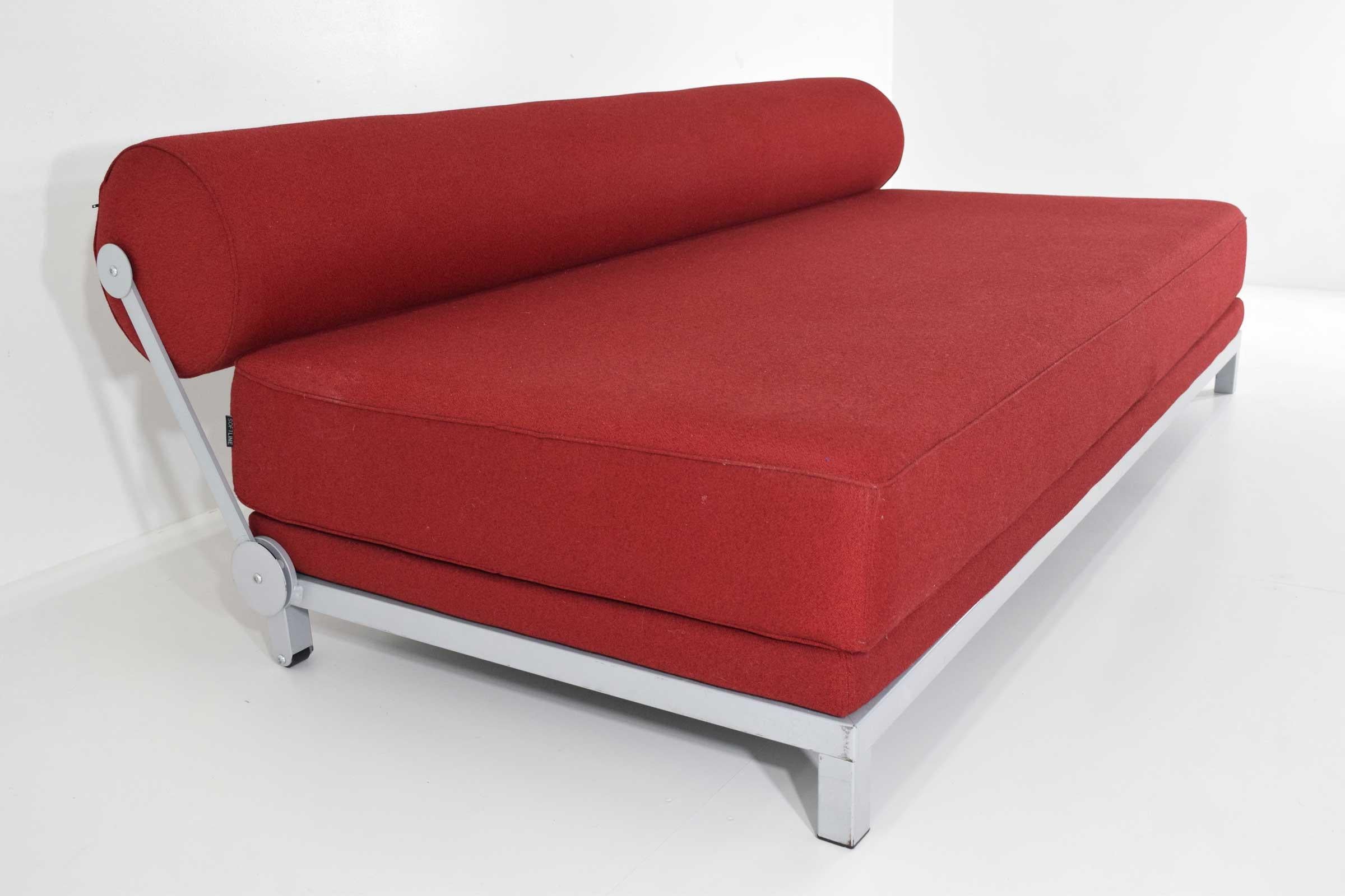 Fleming Busk for Softline Twilight Sleeper Sofa in Red In Good Condition In Dallas, TX
