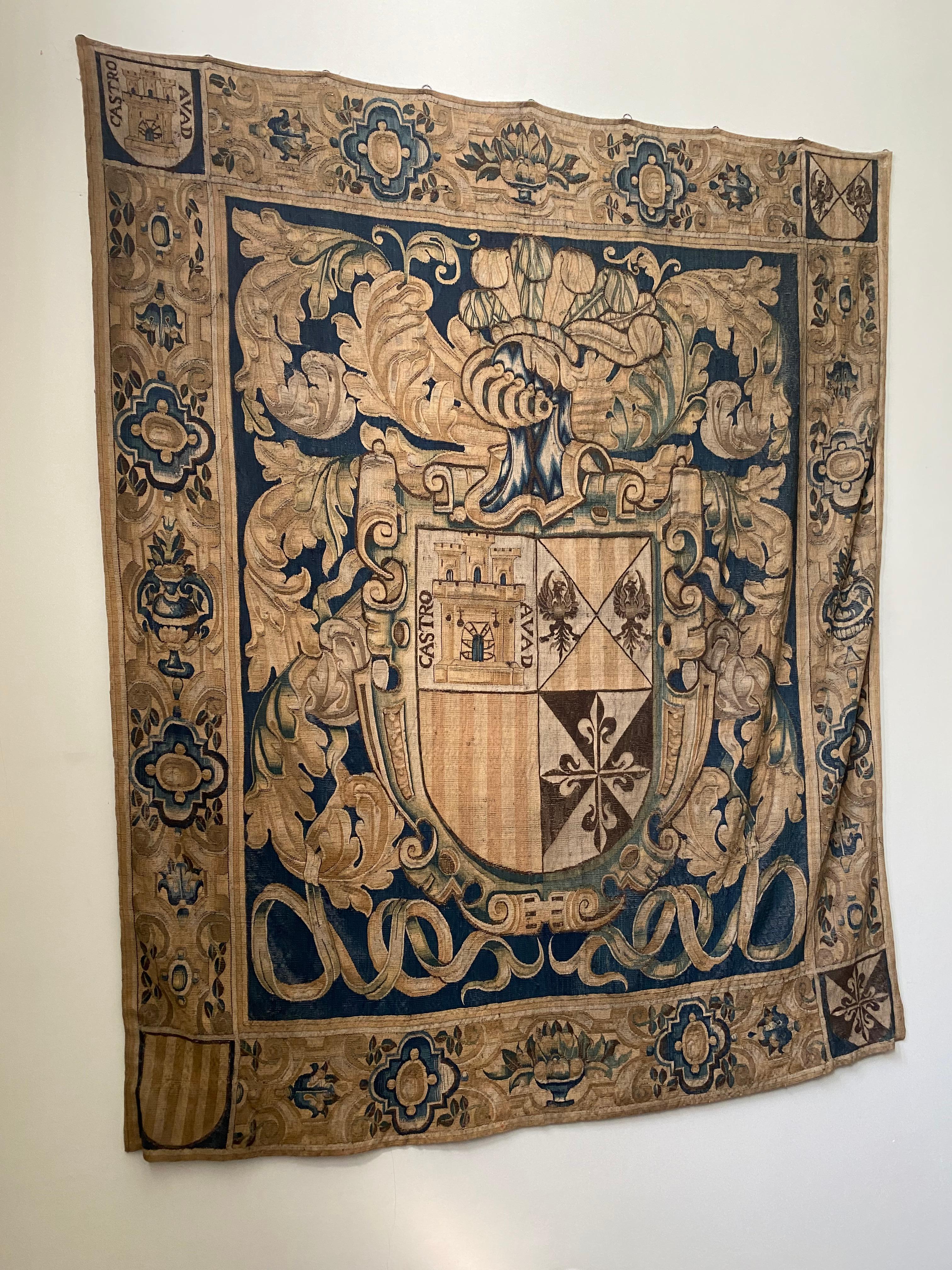 Flemish Armorial Tapestry, Late 16th Century, Renaissance  For Sale 4