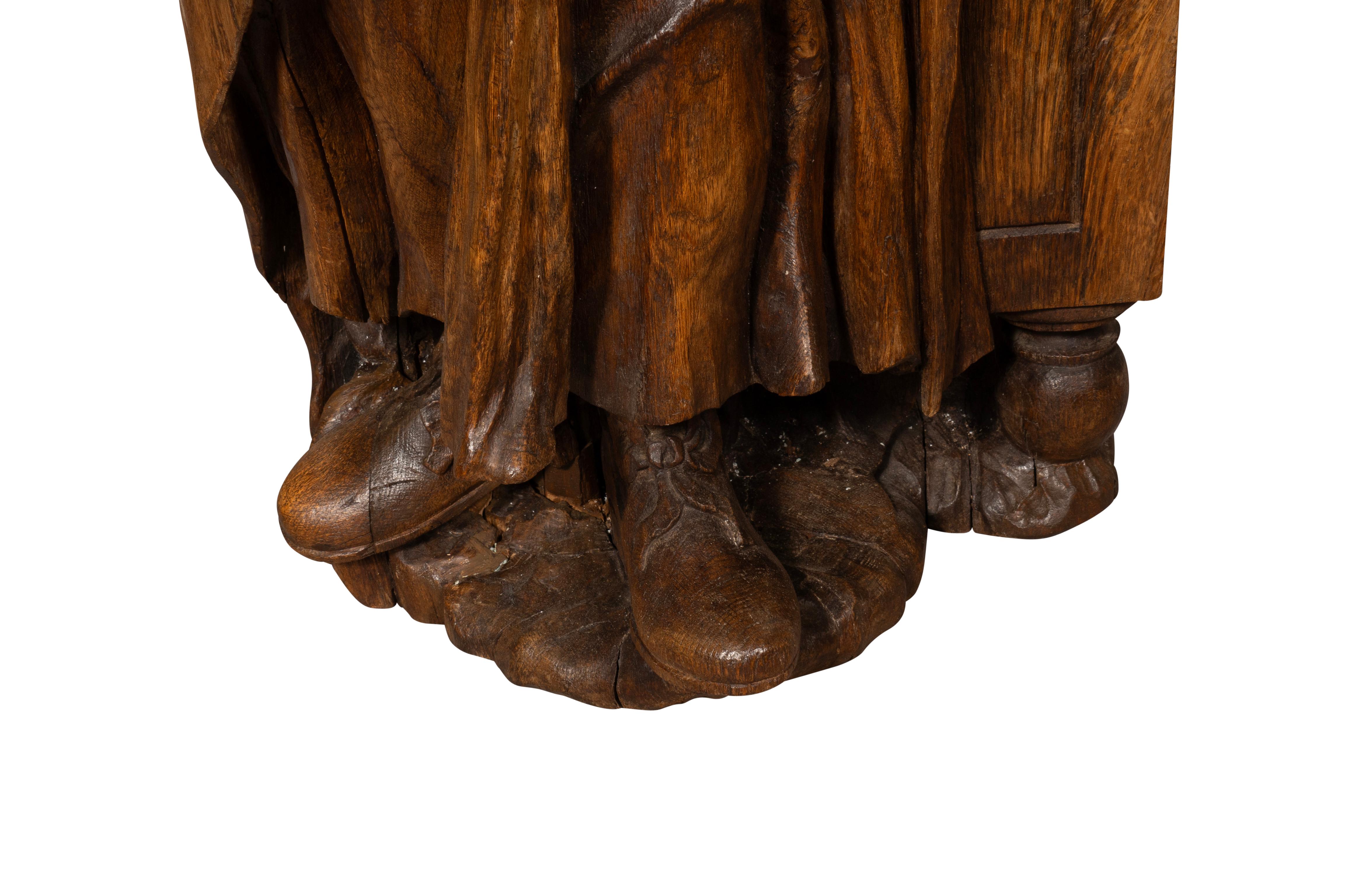 Flemish Baroque Carved Oak Figure Of A Scholar For Sale 5