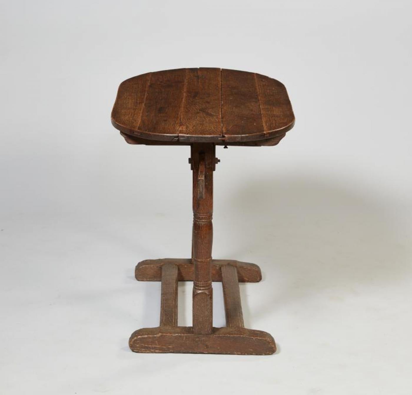 Late 17th Century Flemish Baroque Tavern Table For Sale