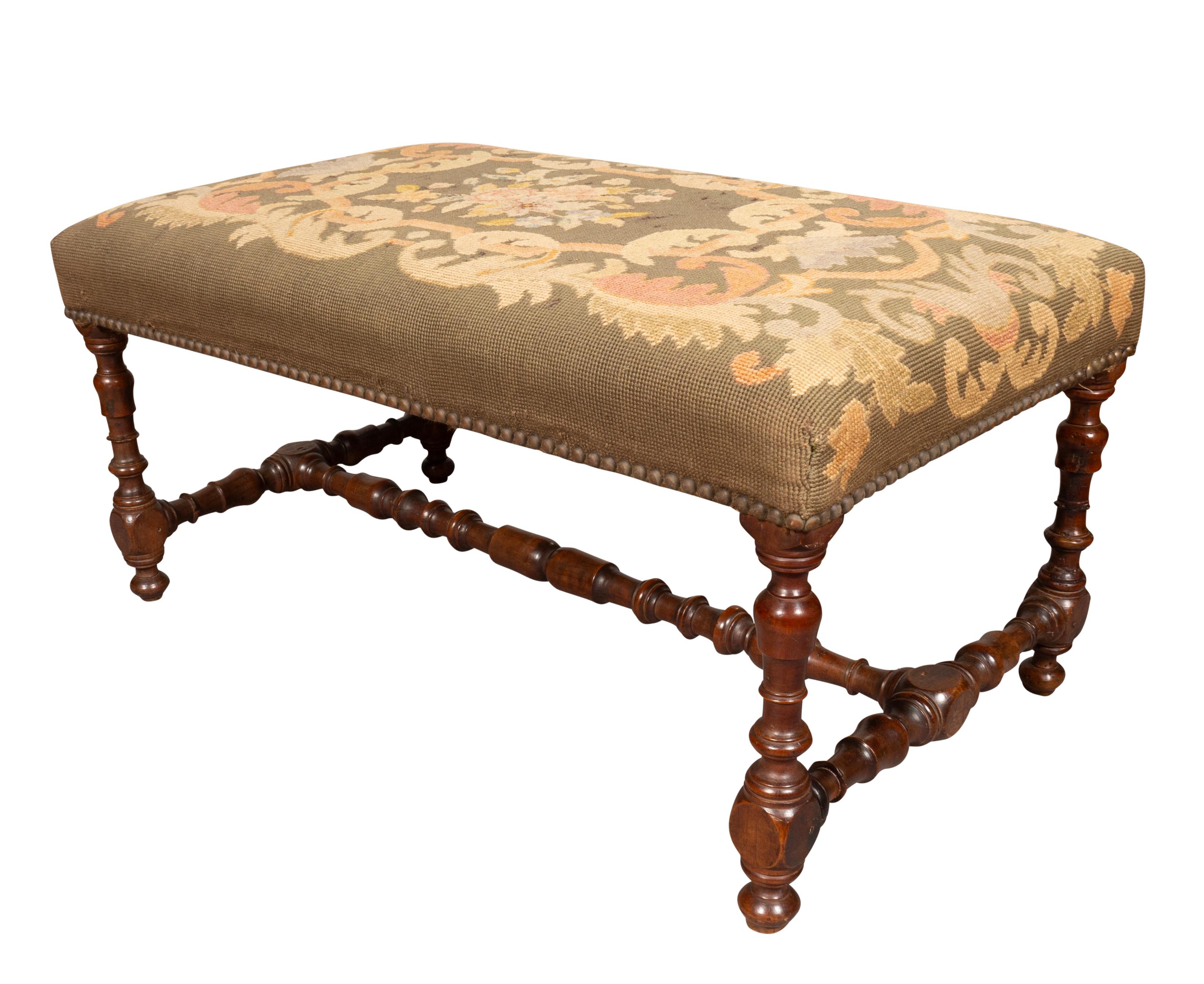 Early 18th Century Flemish Baroque Walnut Bench For Sale