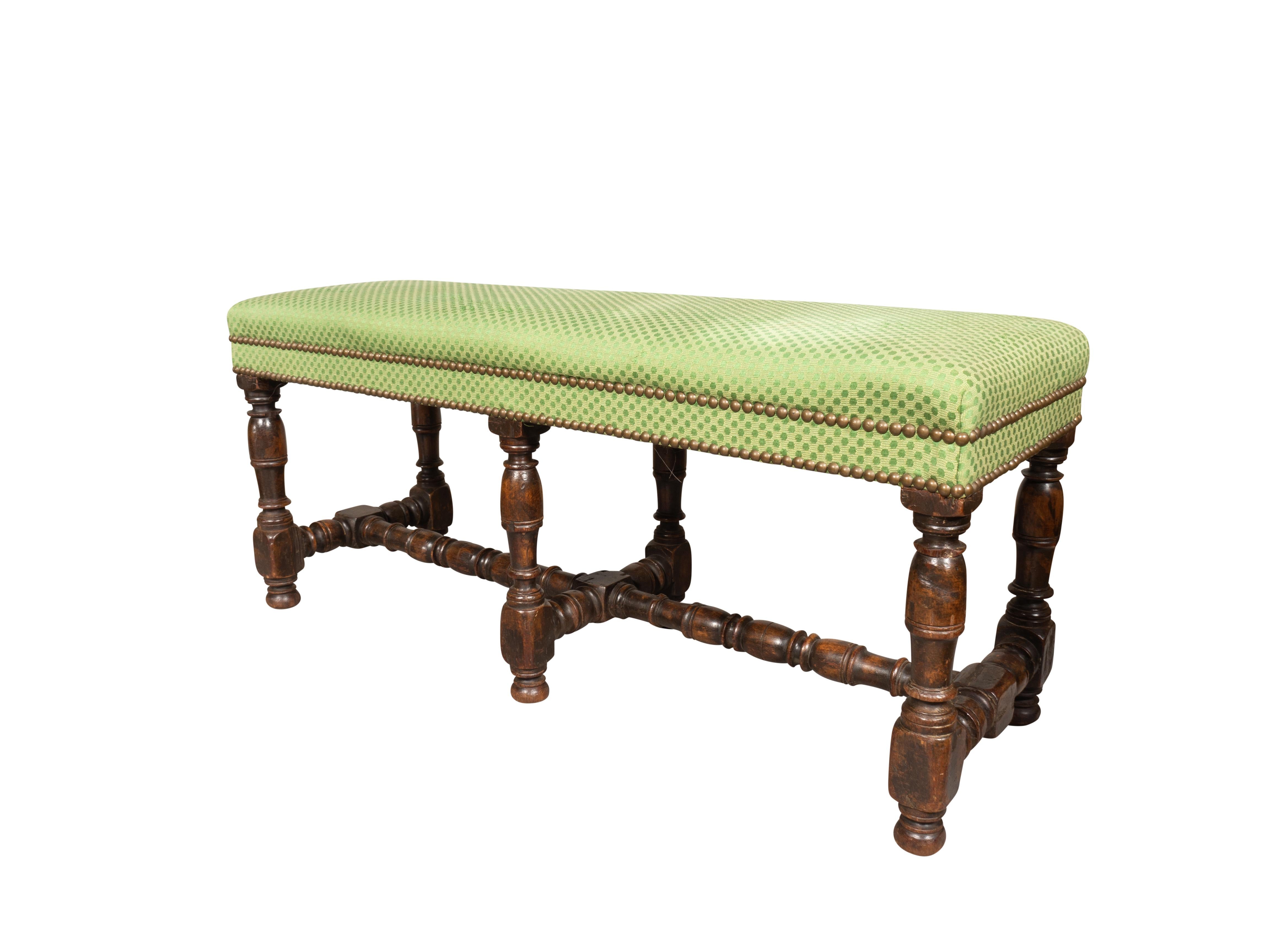 Banc en noyer baroque Flemish Bon état - En vente à Essex, MA
