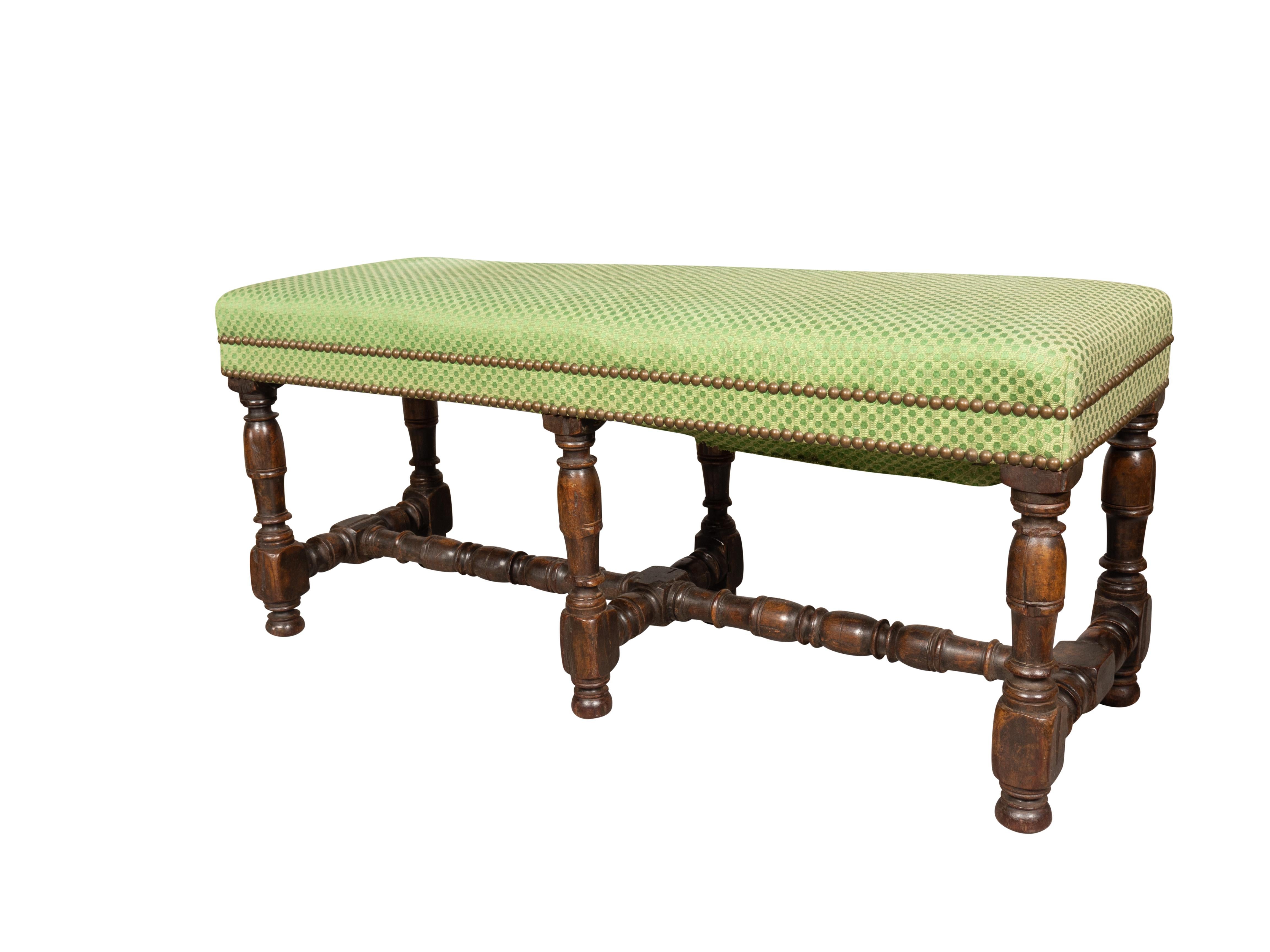 Banc en noyer baroque Flemish en vente 1