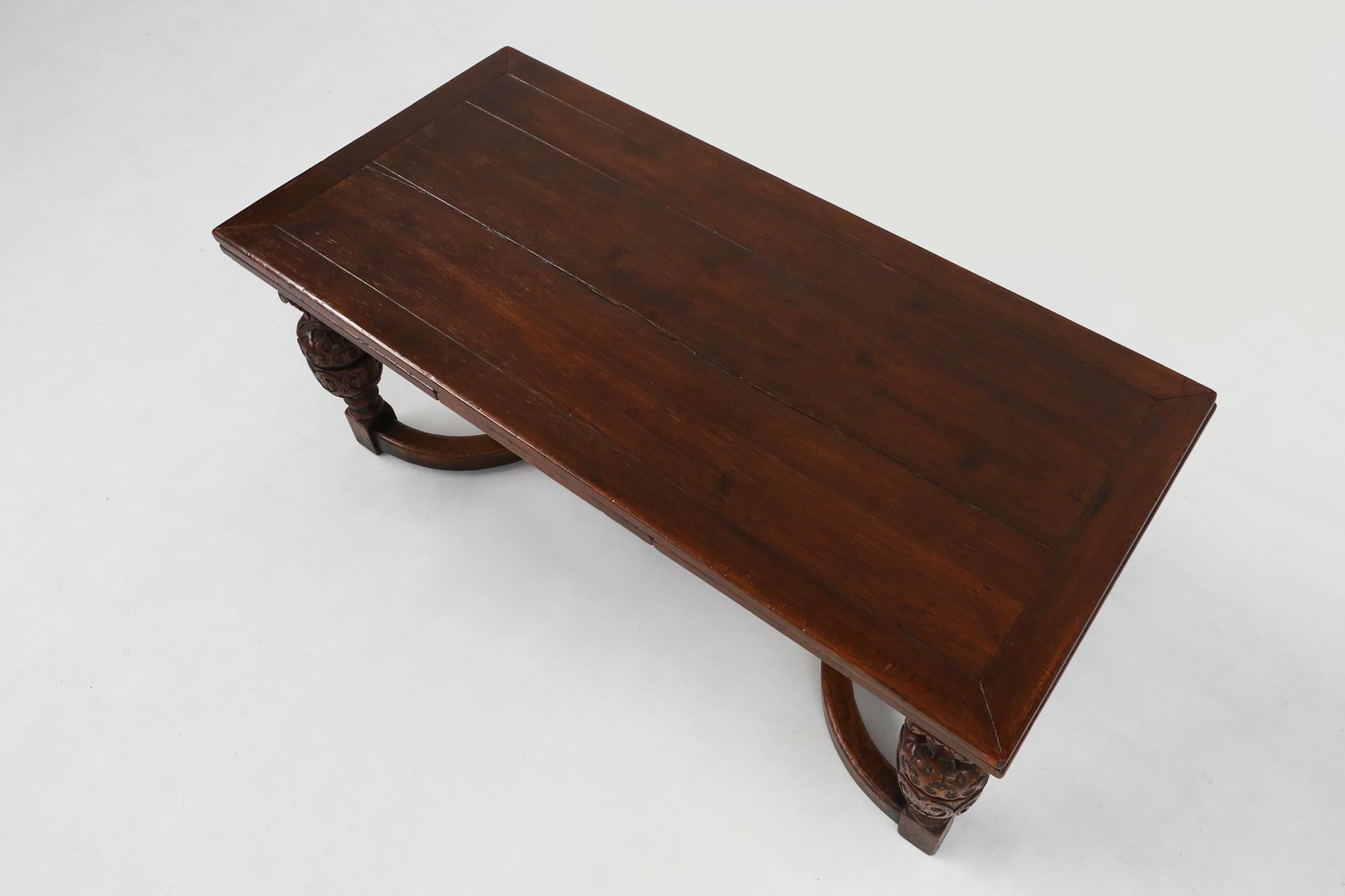 Flemish late 18th century dining table 10