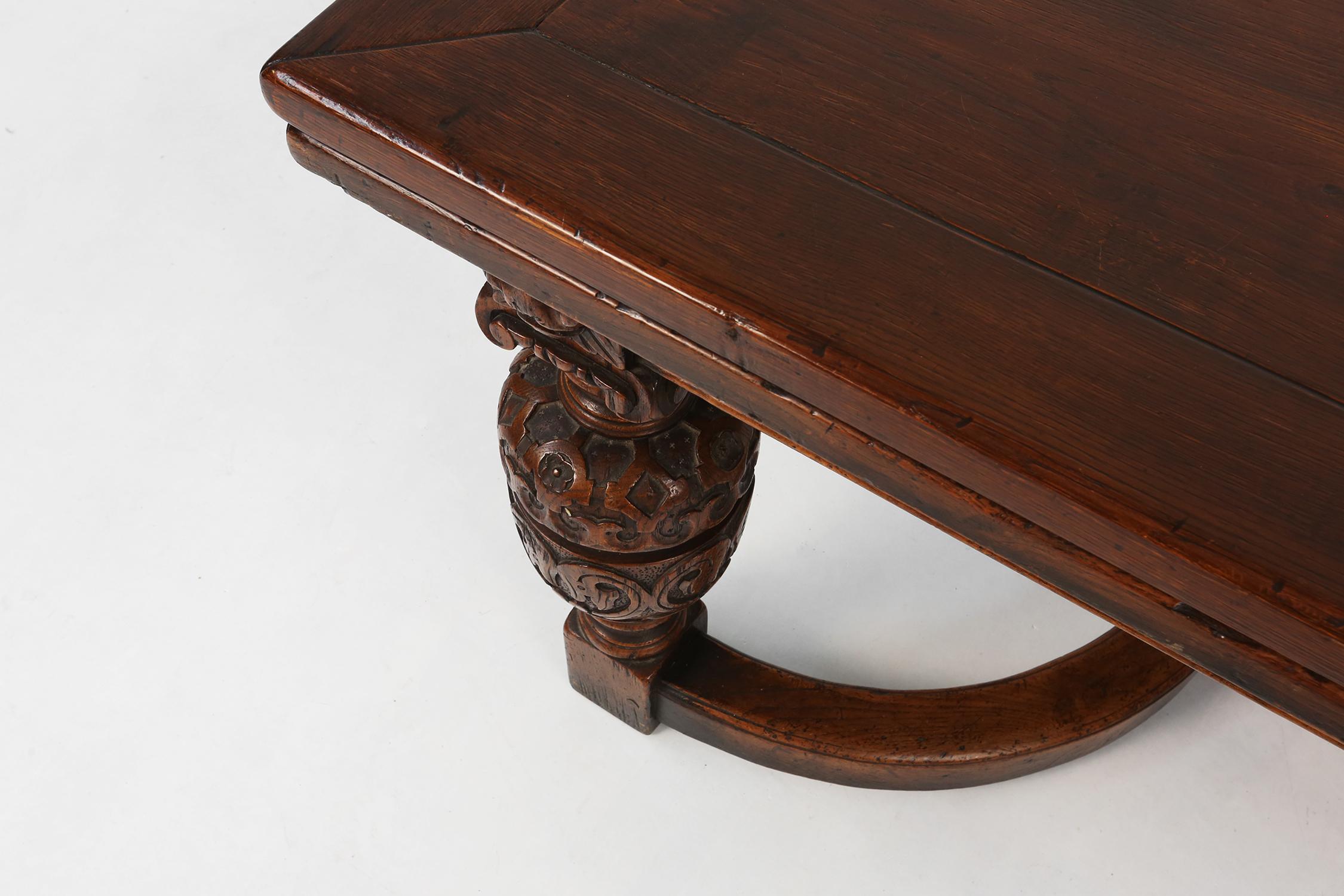 Oak Flemish late 18th century dining table