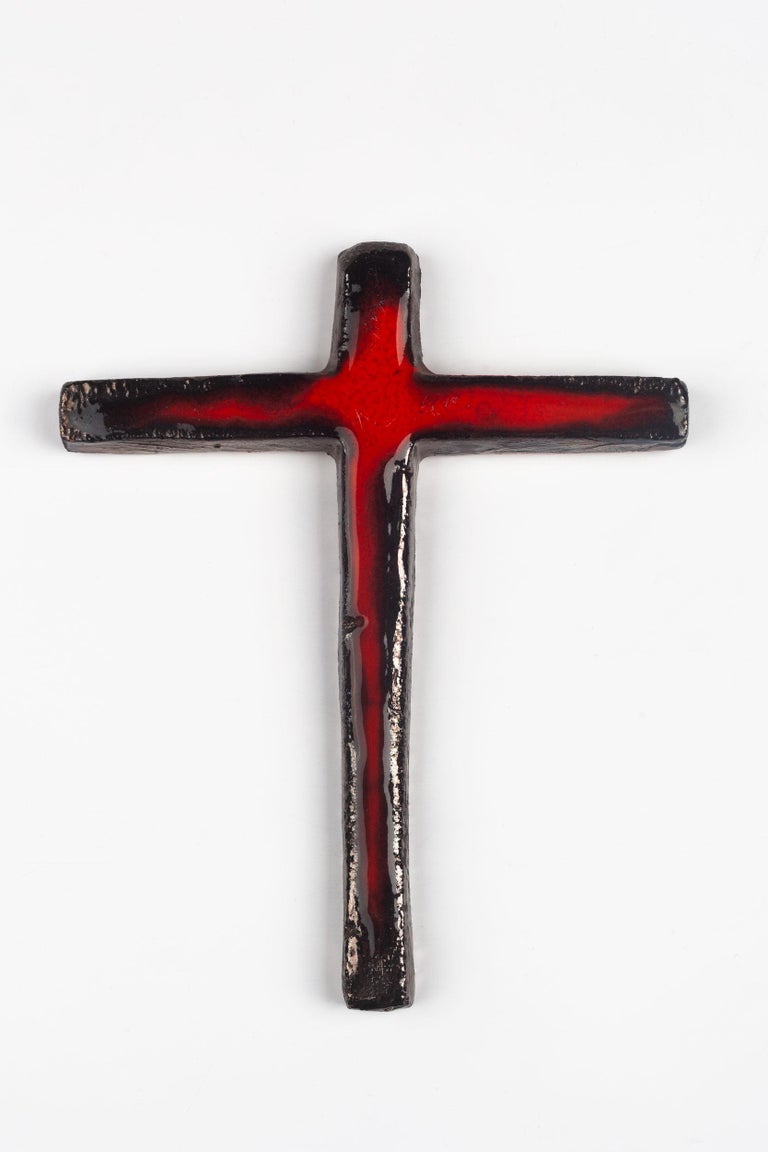 Flemish Midcentury Wall Cross, Red, Black, Glazed Ceramic, Handmade, 1970s For Sale 5